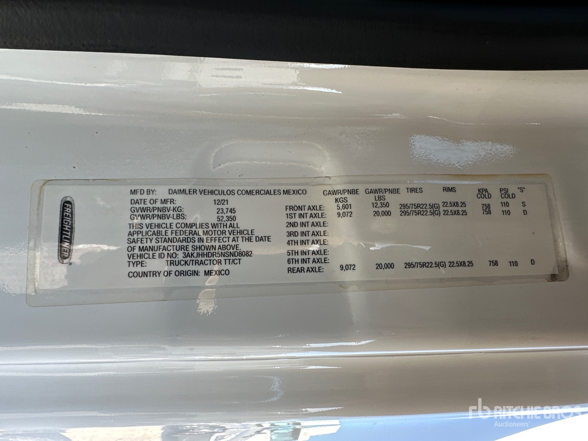 2022 Freightliner CASCADIA 126