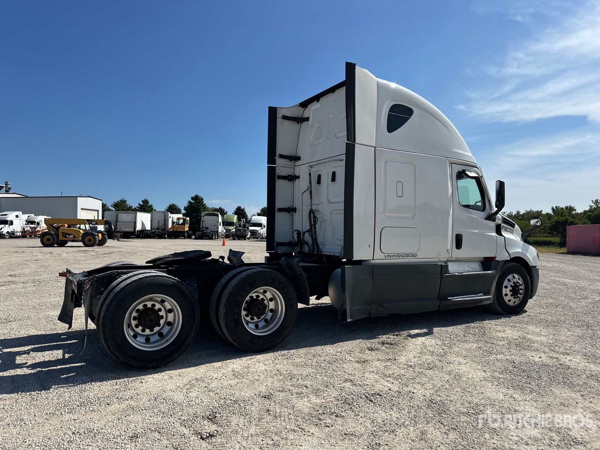 2022 Freightliner CASCADIA 126