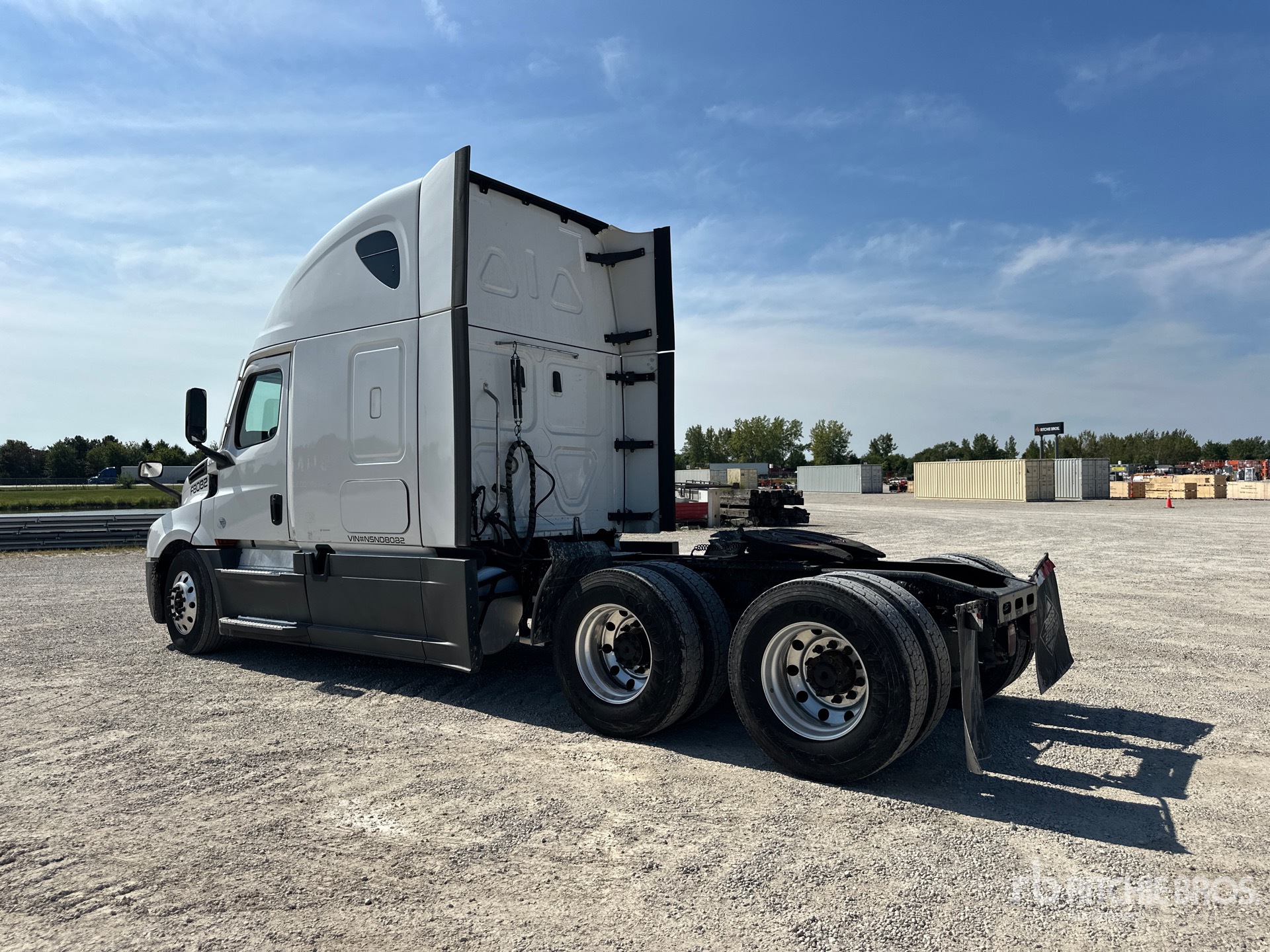 2022 Freightliner CASCADIA 126