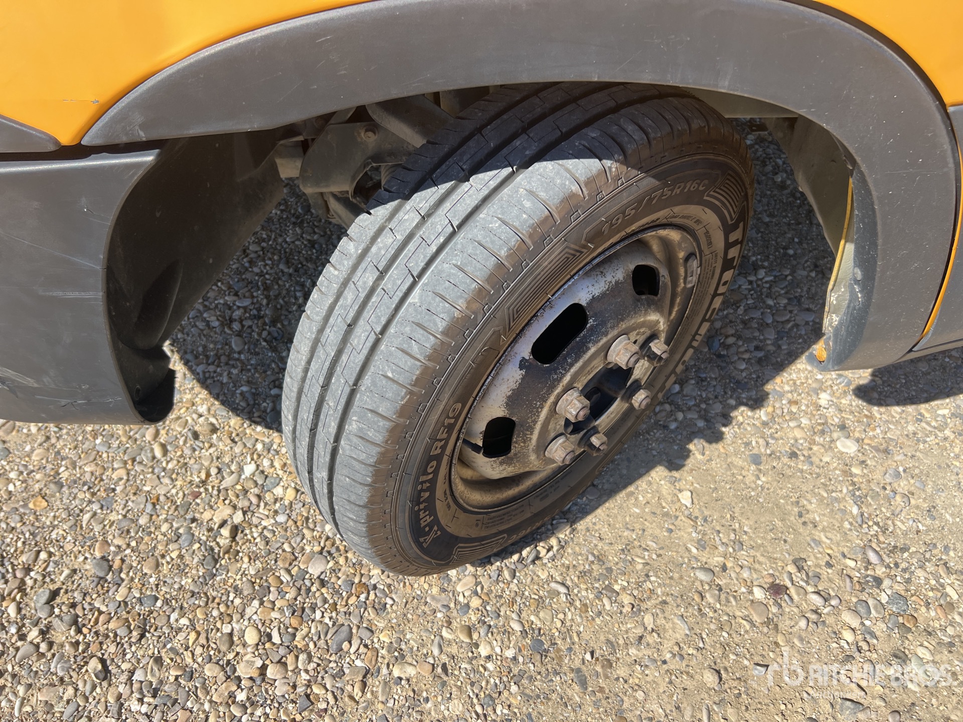 2016 Iveco 35-130