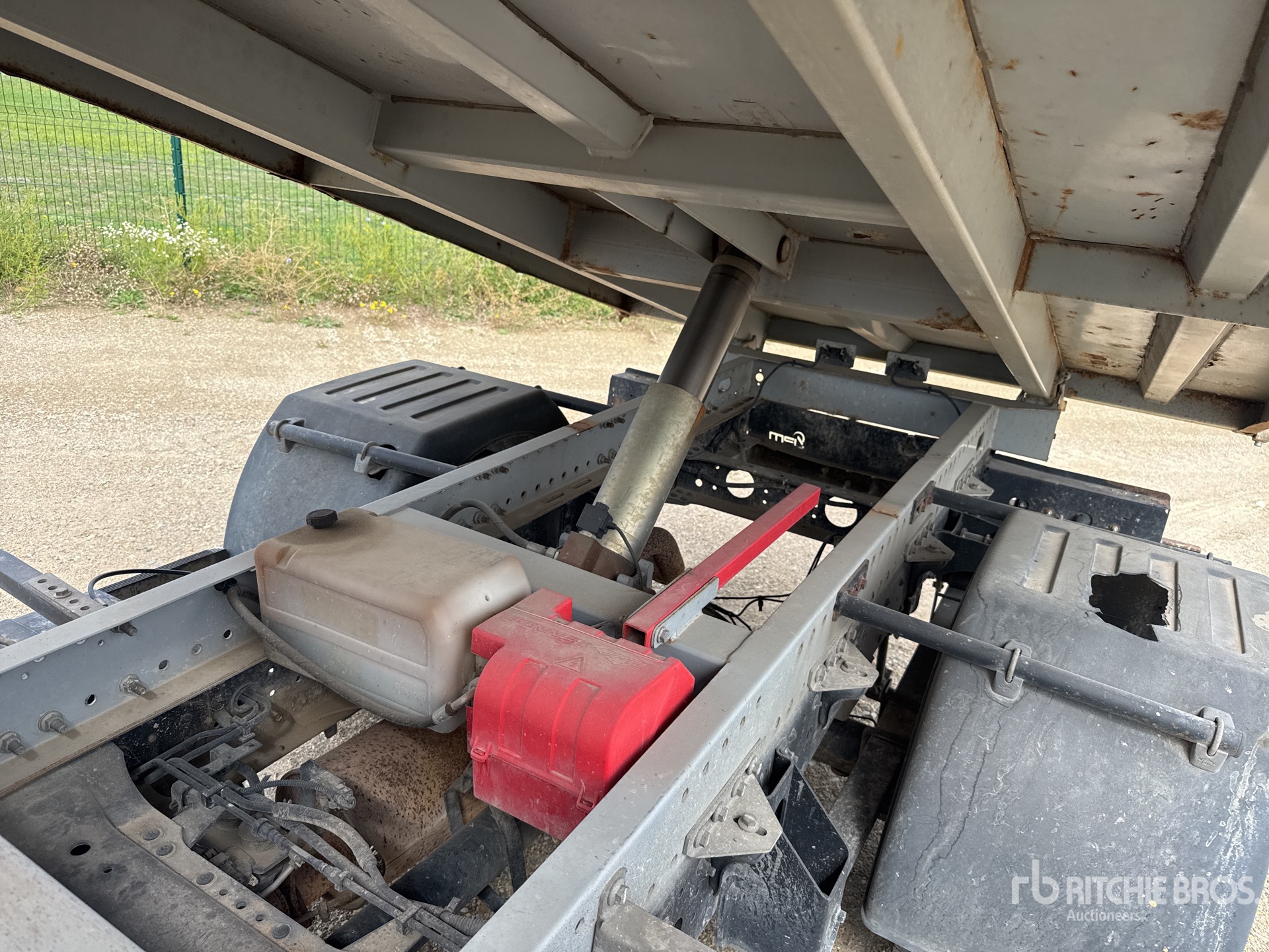 2014 Fuso CANTER 3C13