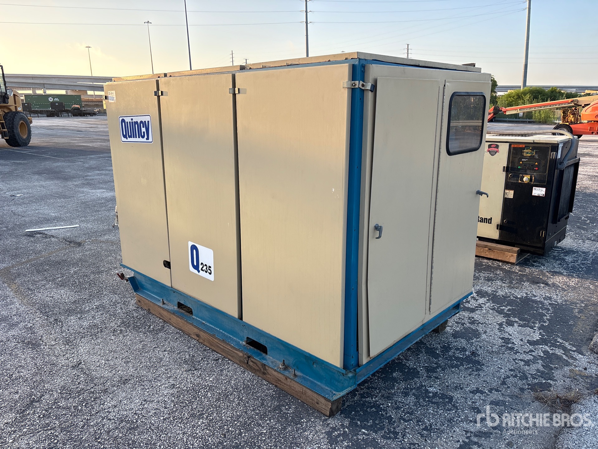 Quincy QSI 235