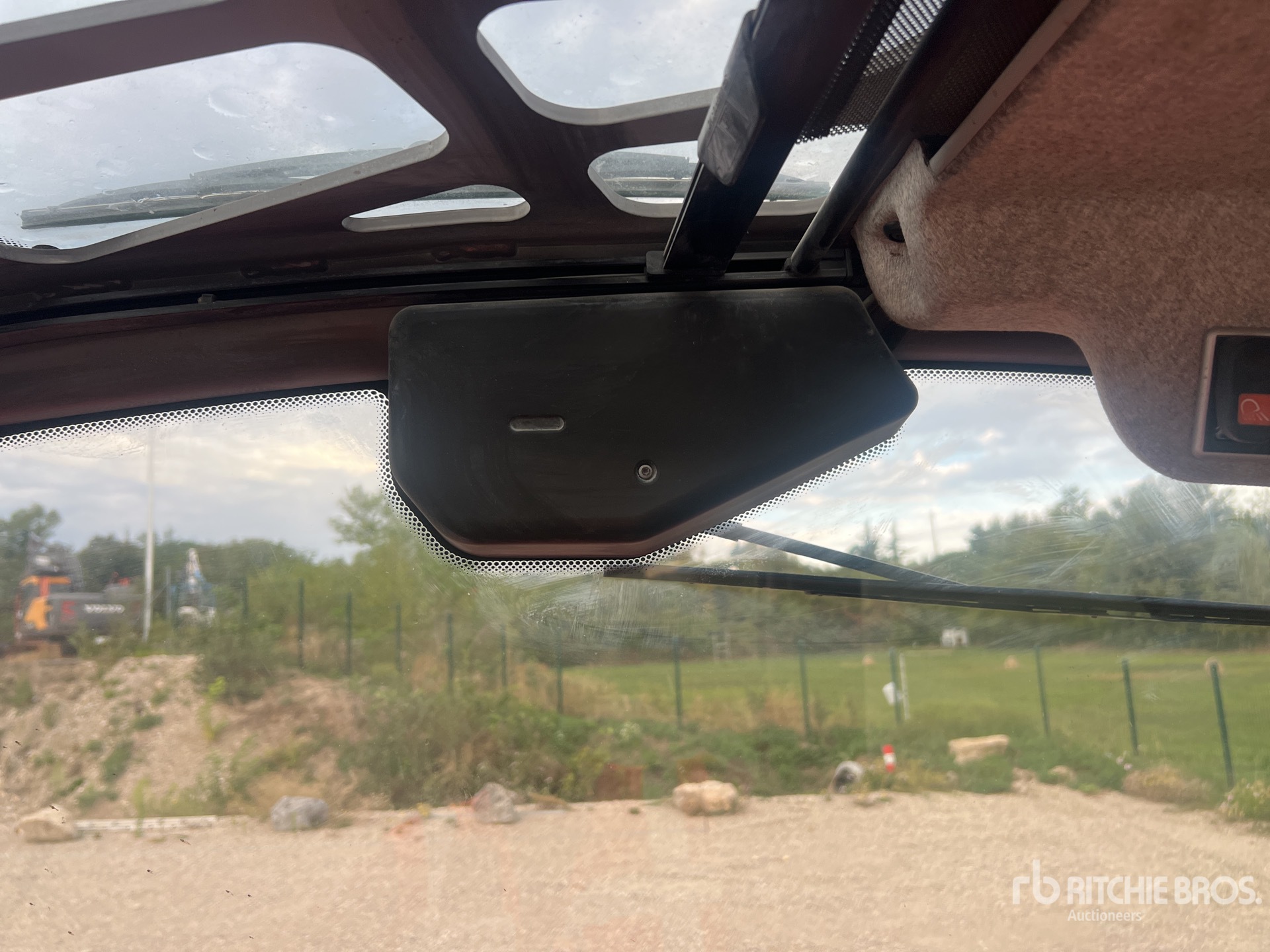 2014 Manitou MT835