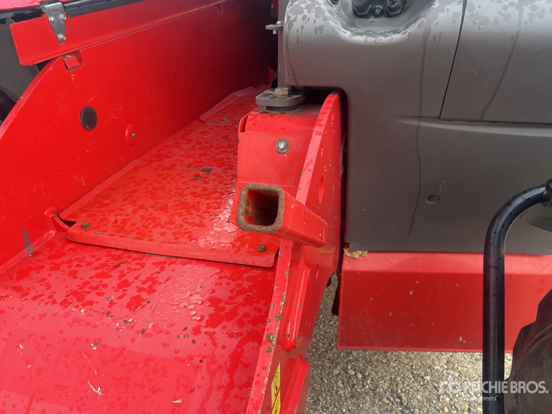 2014 Manitou MT835