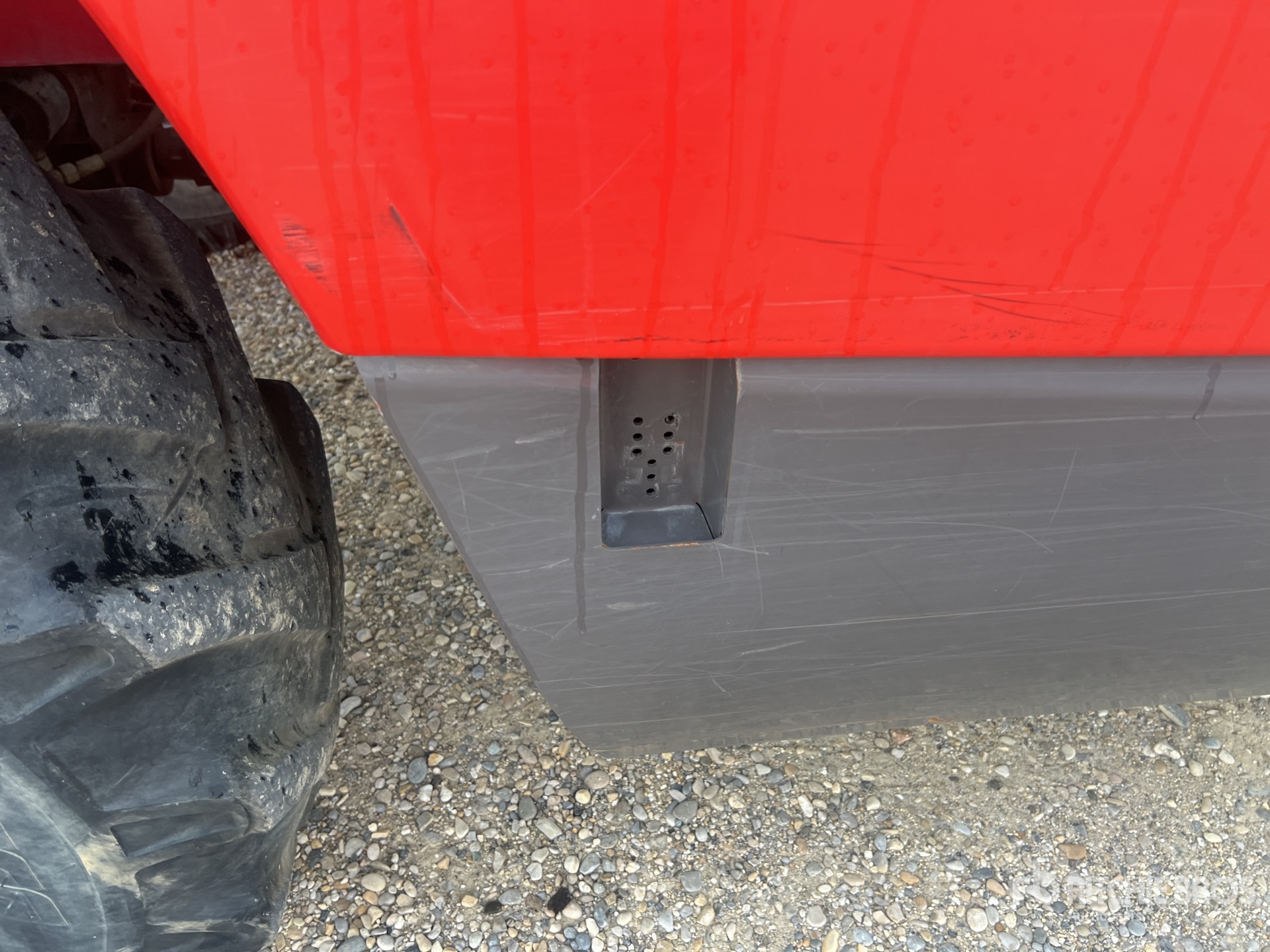 2014 Manitou MT835