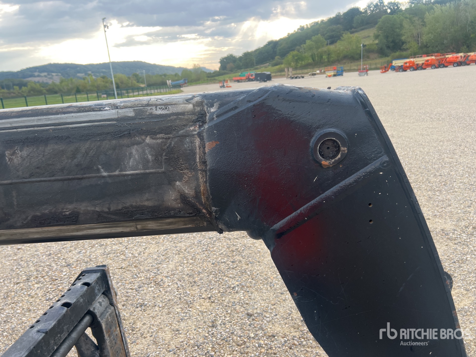 2014 Manitou MT835