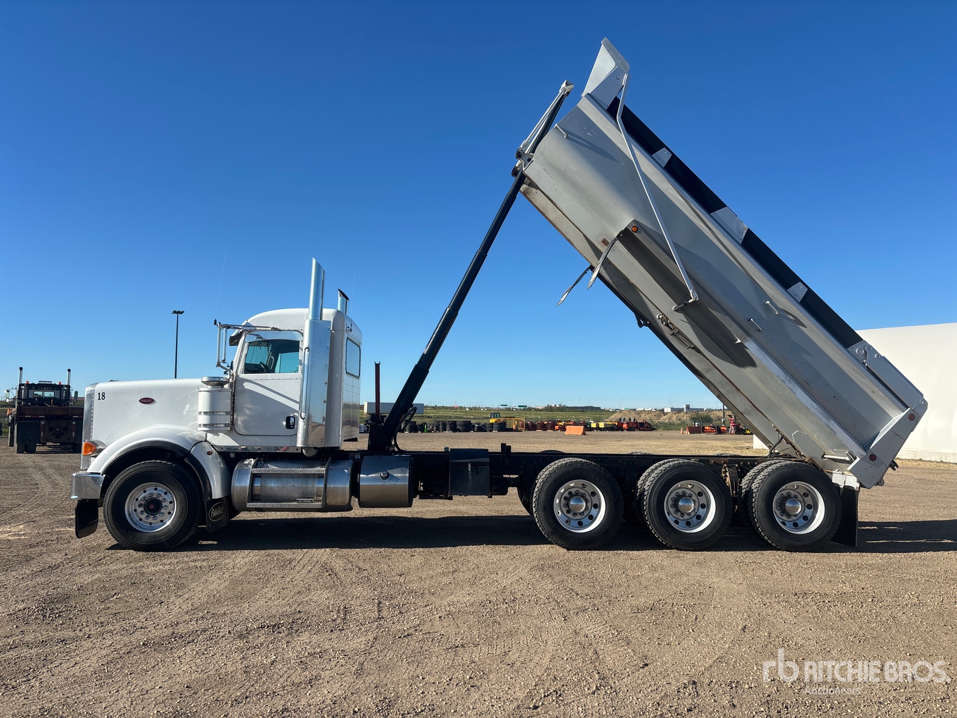 2018 Peterbilt 367