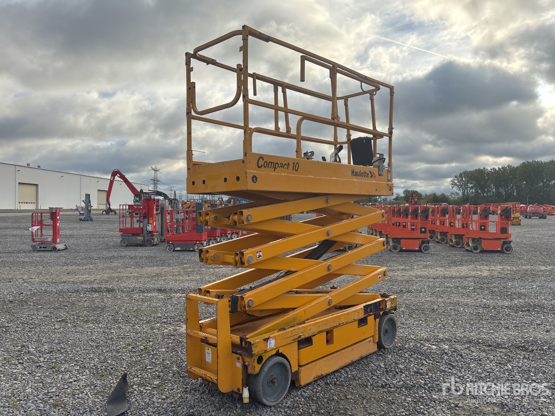 2014 Haulotte COMPACT 10N