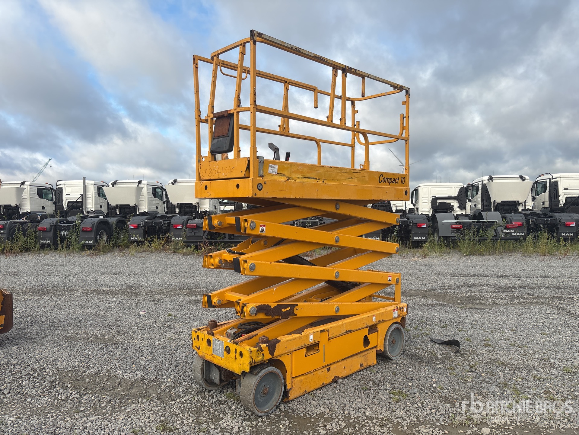 Photo of 2014 Haulotte COMPACT 10N