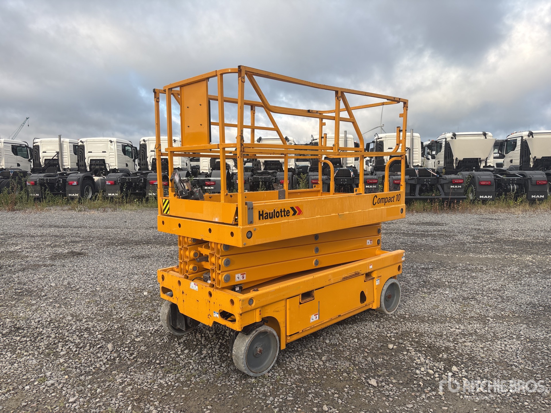 Photo of 2020 Haulotte COMPACT 10