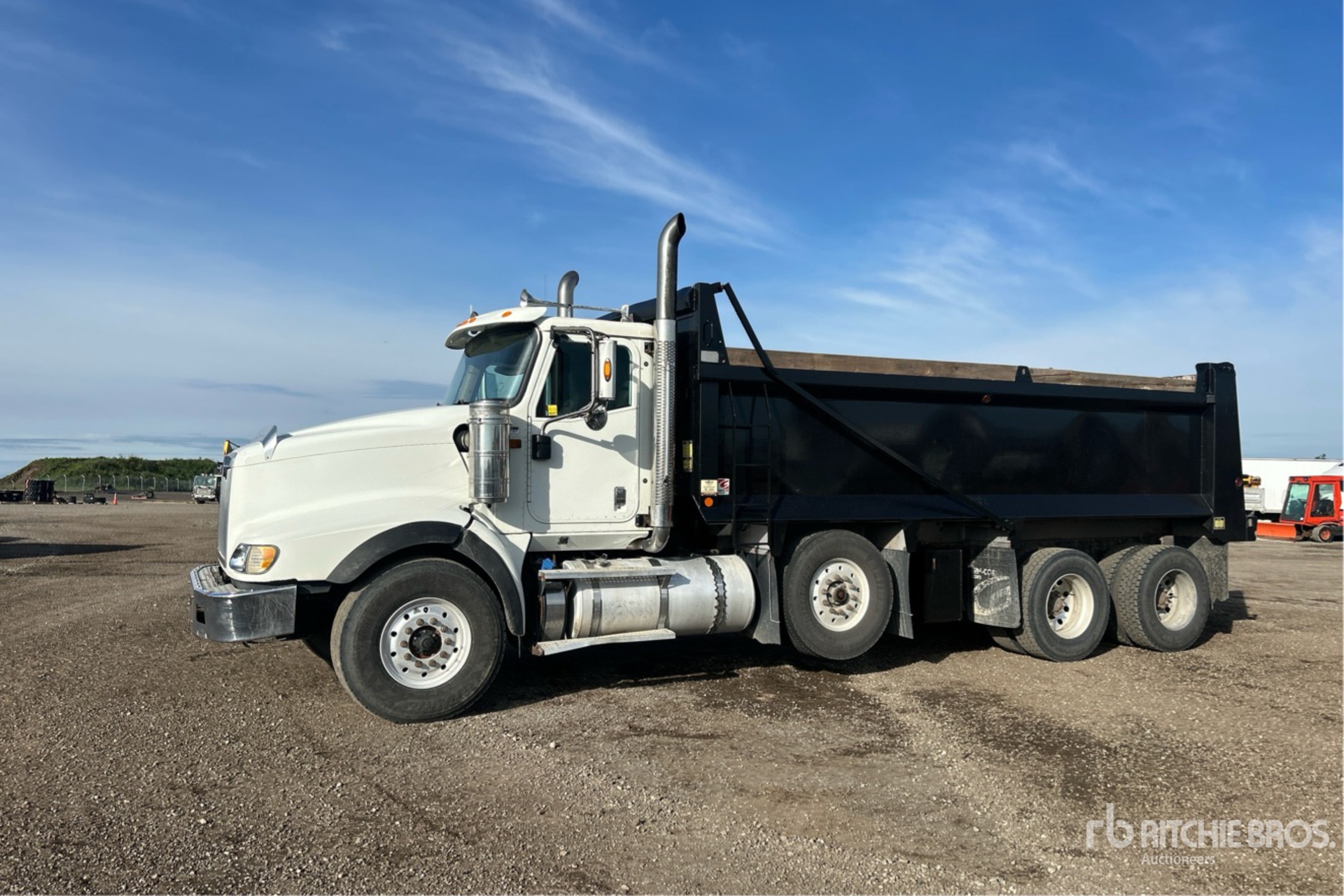 2016 International 5900I