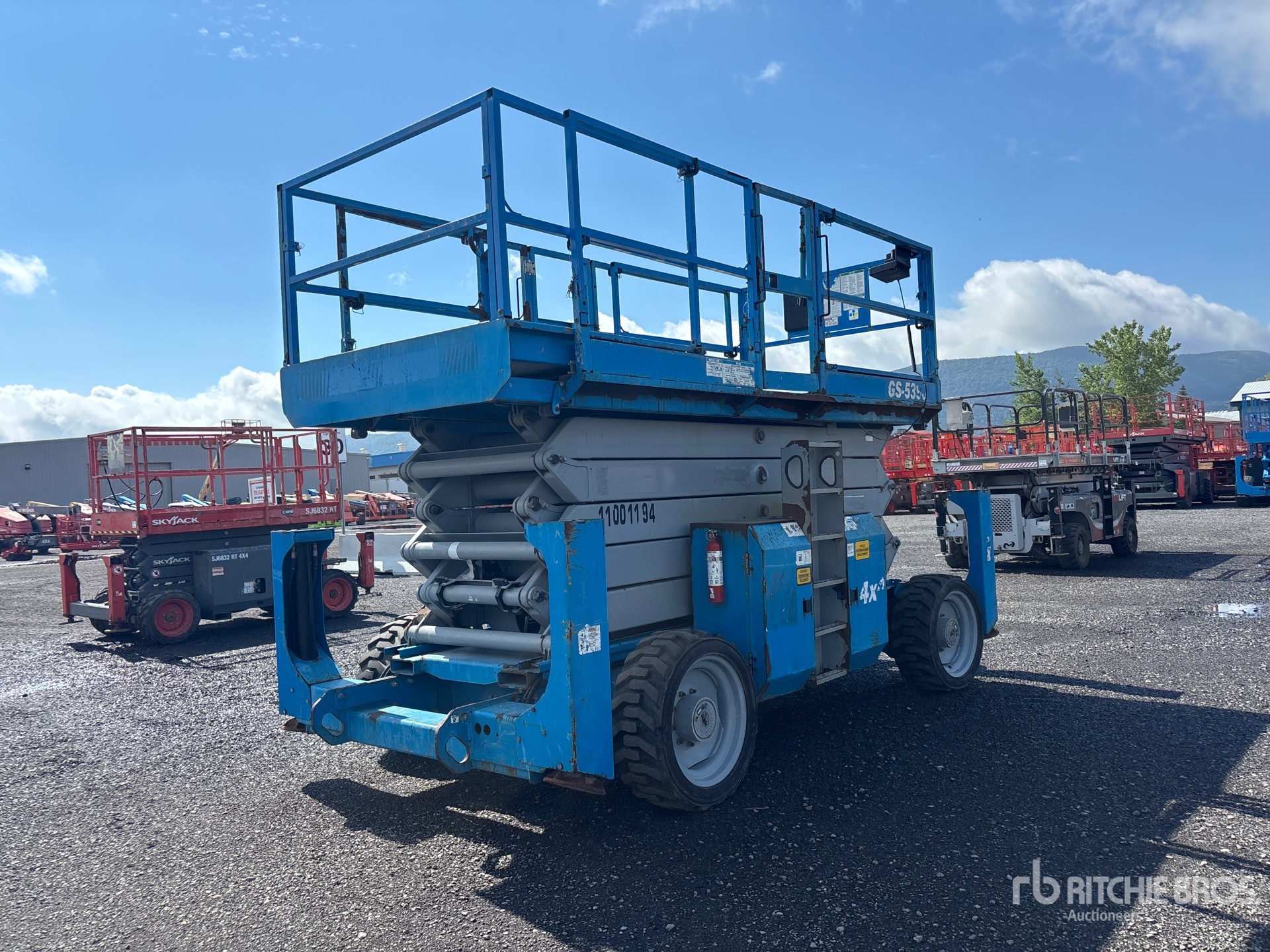 2011 Genie GS-5390