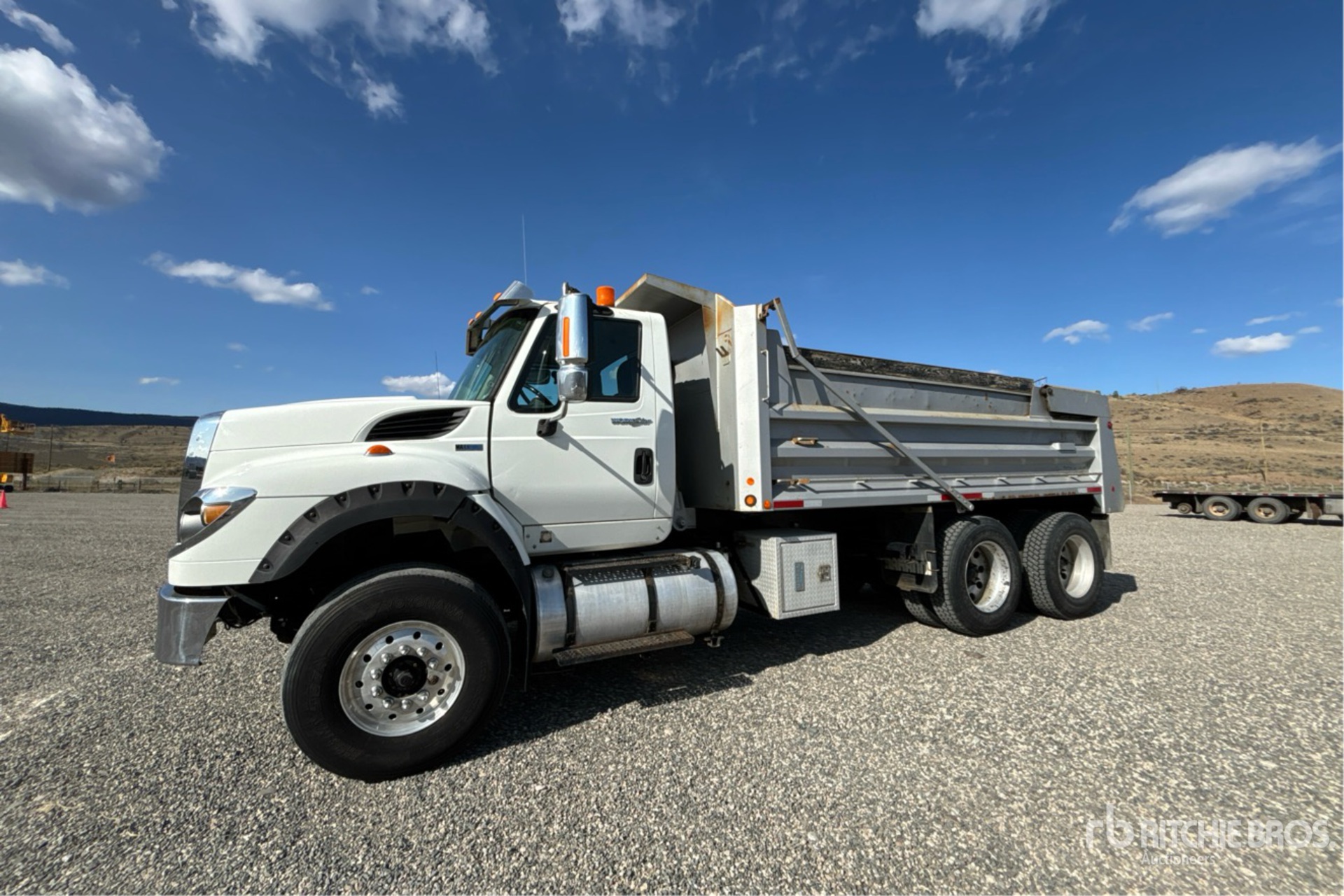 2012 International WORKSTAR 7600