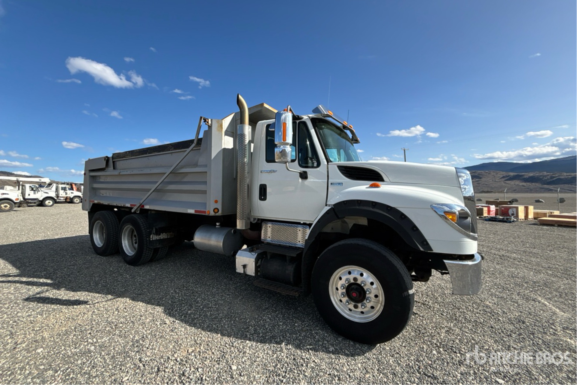 2012 International WORKSTAR 7600
