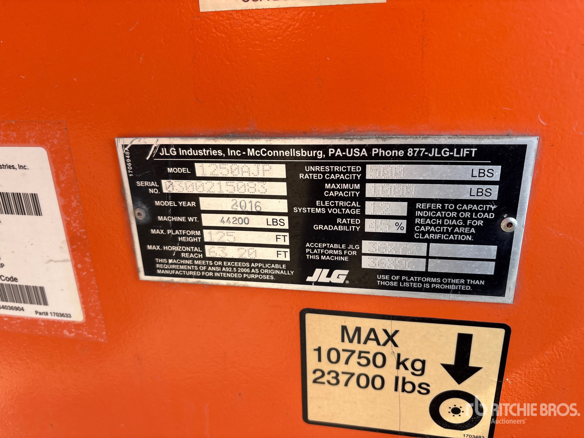 2016 JLG 1250AJP