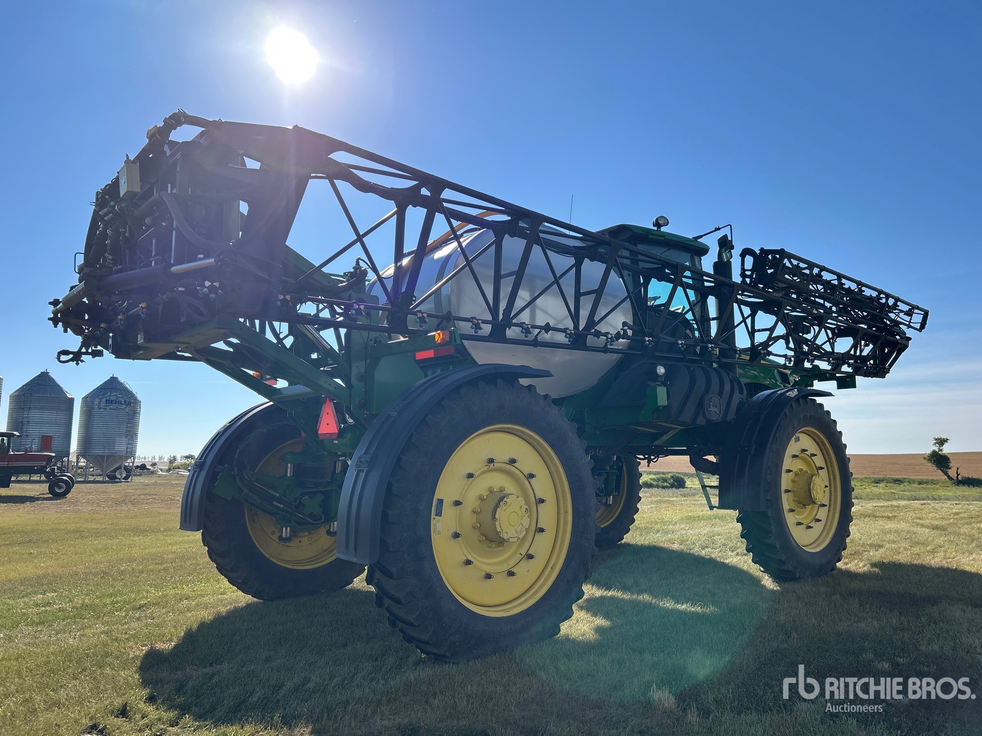 John Deere 4930