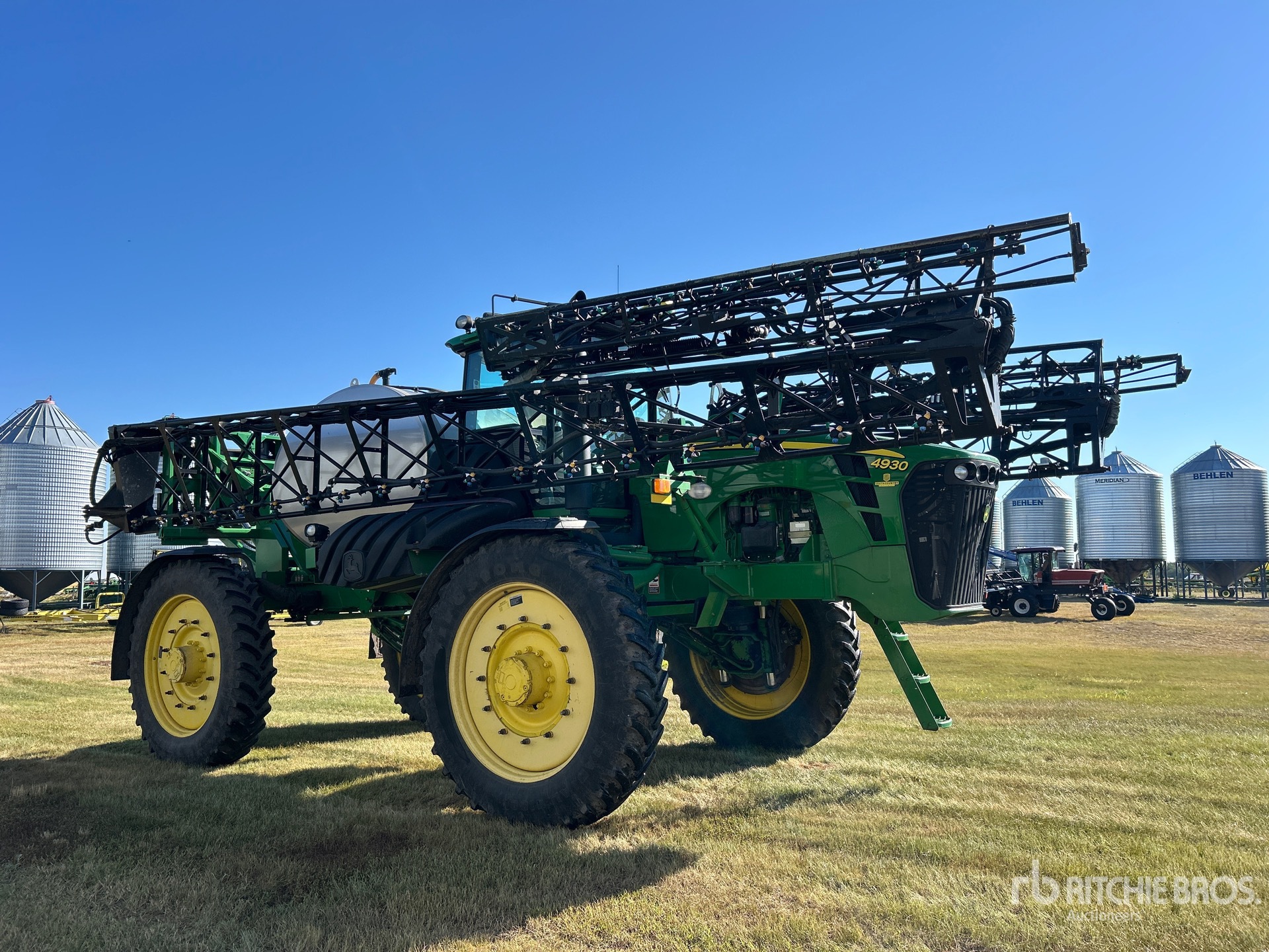 John Deere 4930
