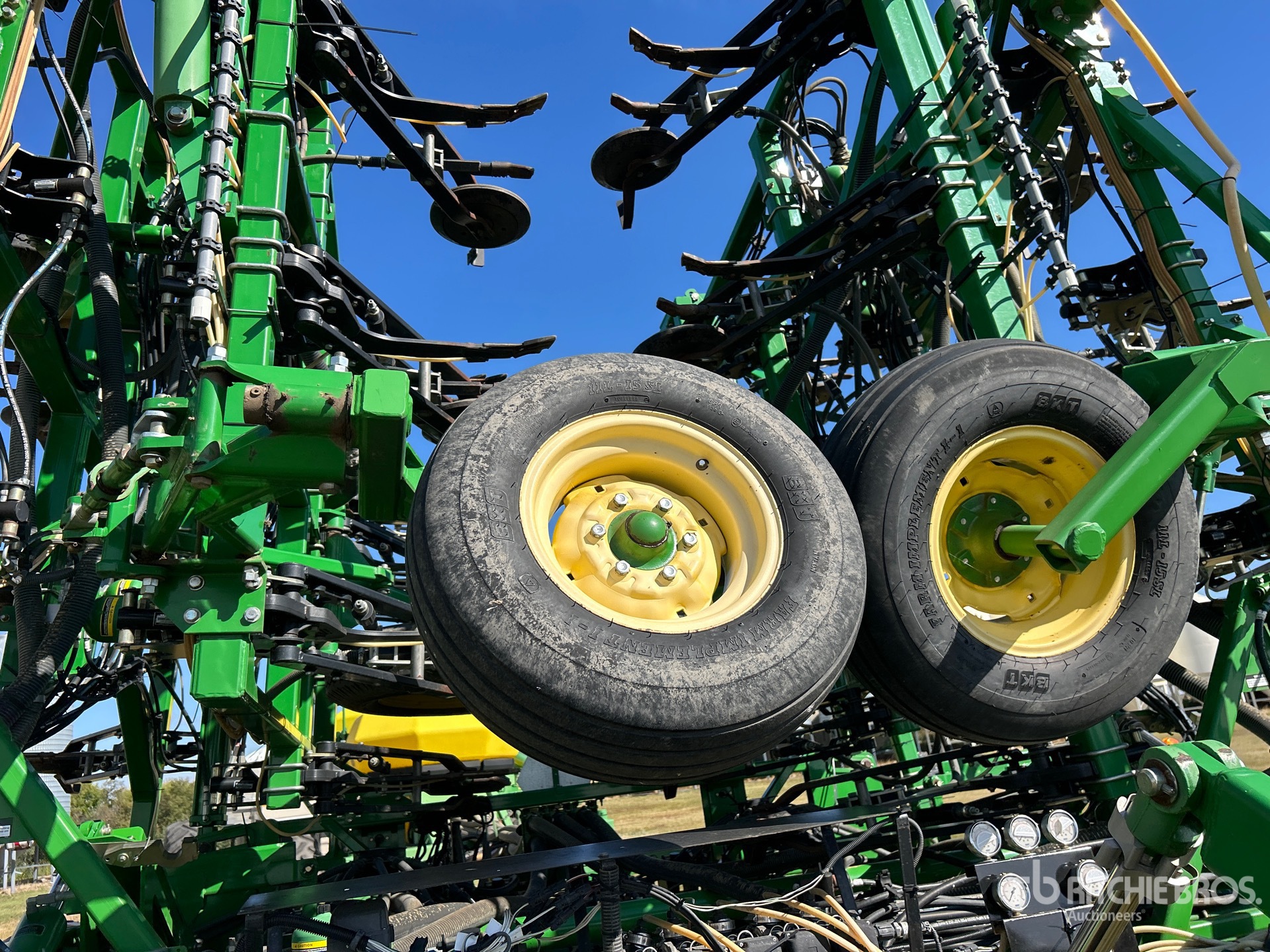 John Deere 1870