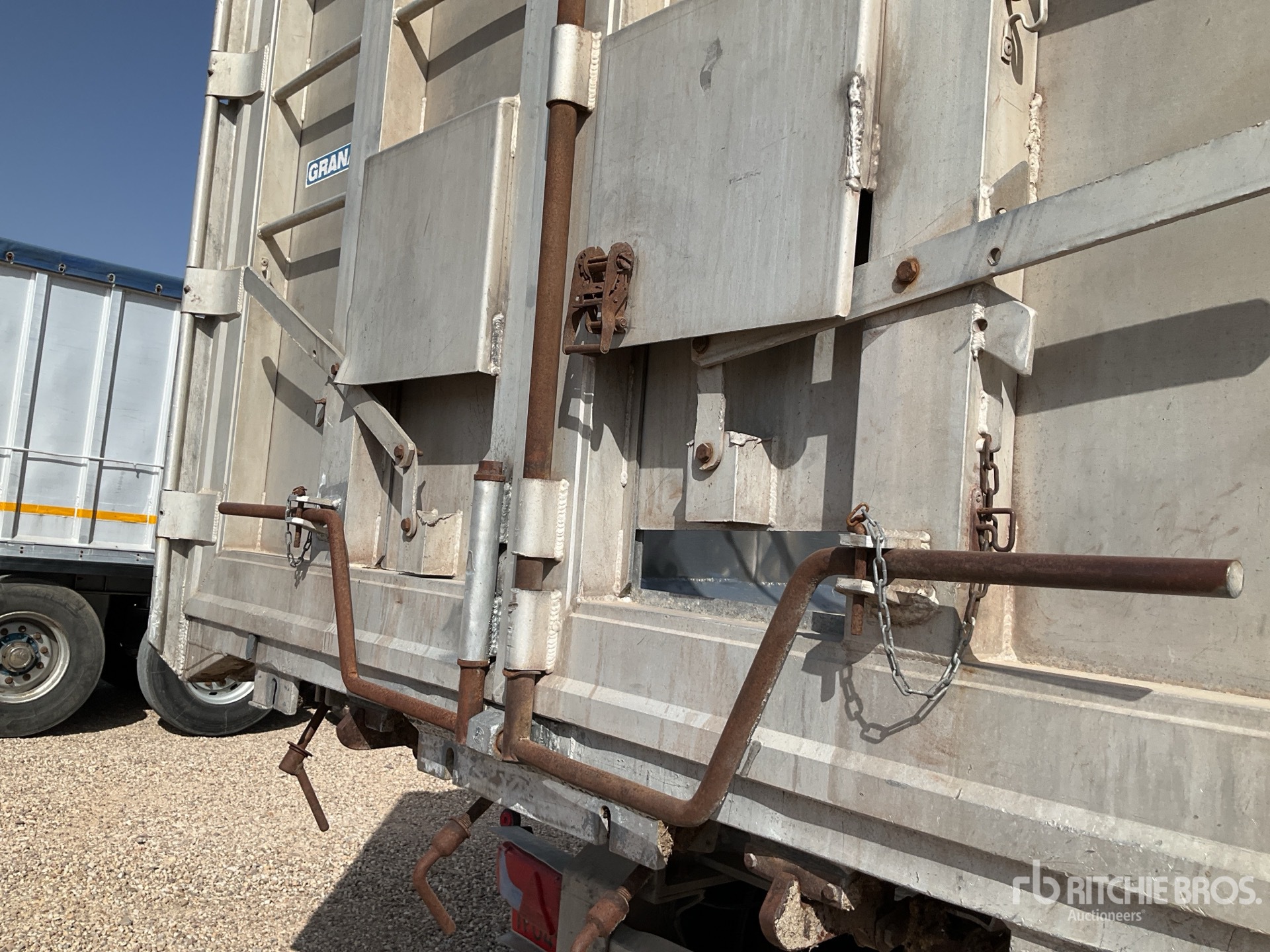 2003 Lecinena CH 8902 AL N S