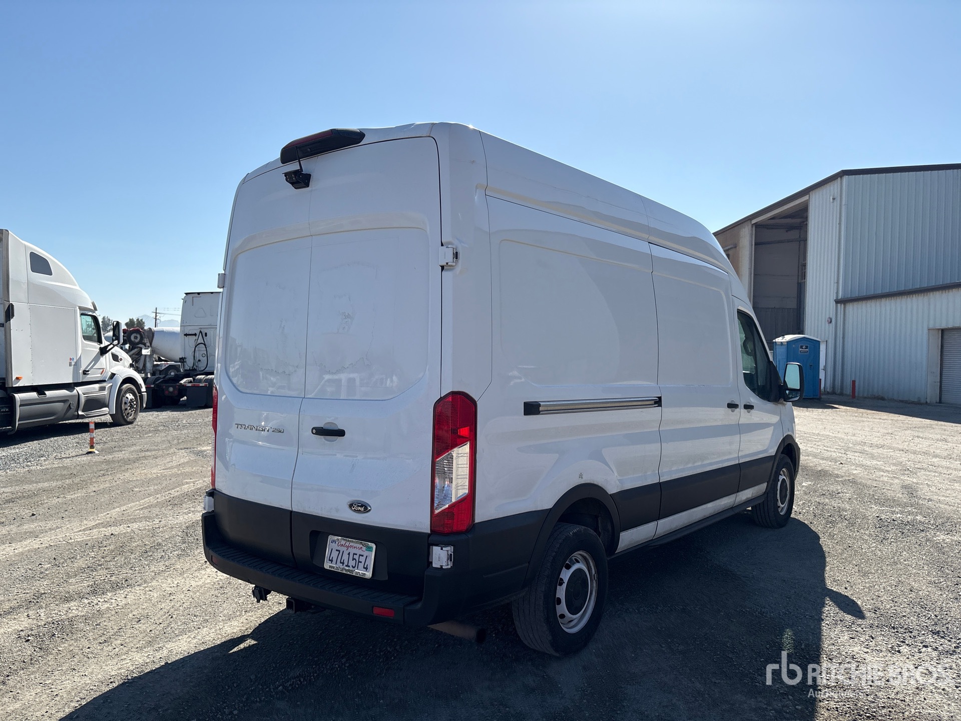 2021 Ford TRANSIT 250