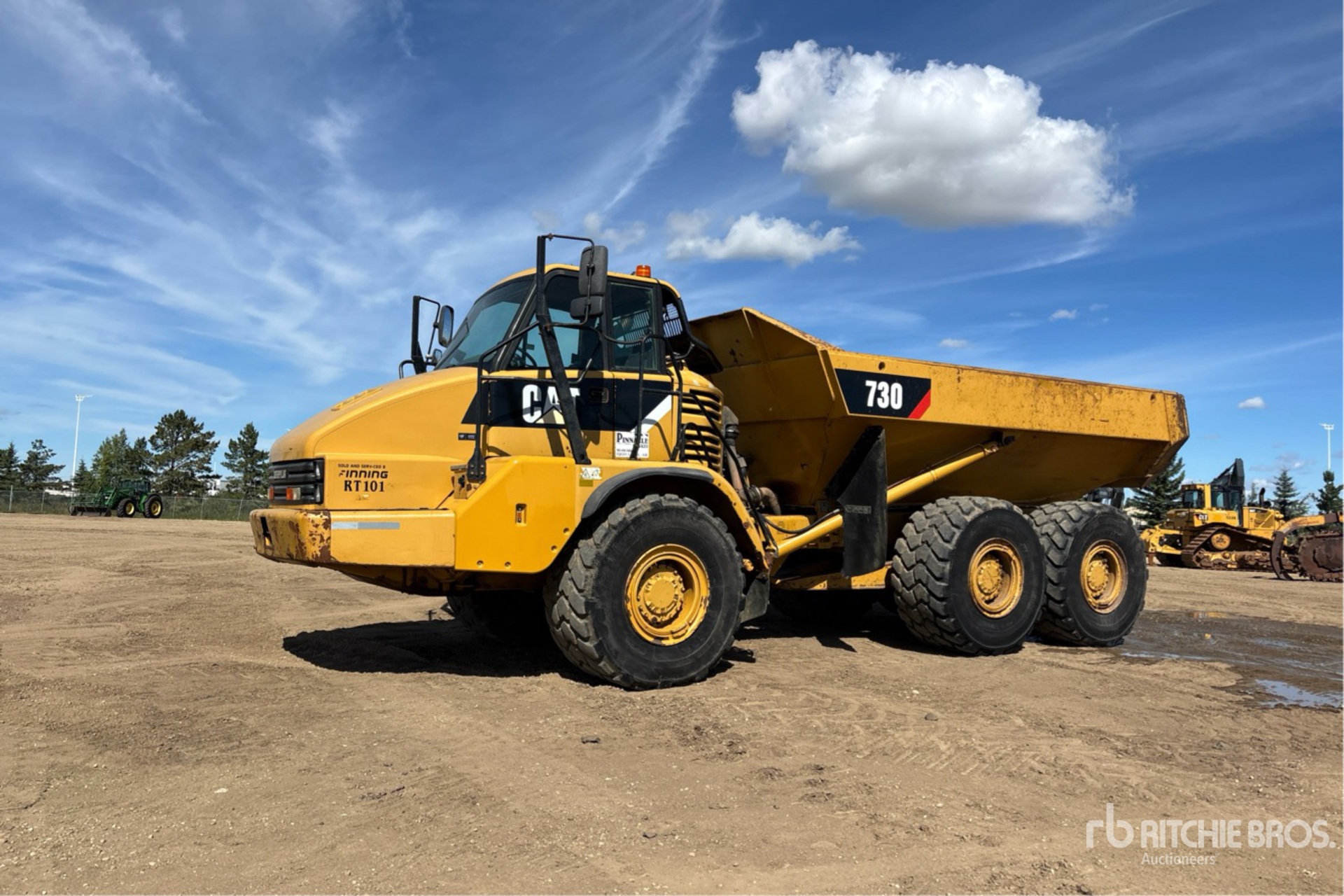 2008 Caterpillar 730