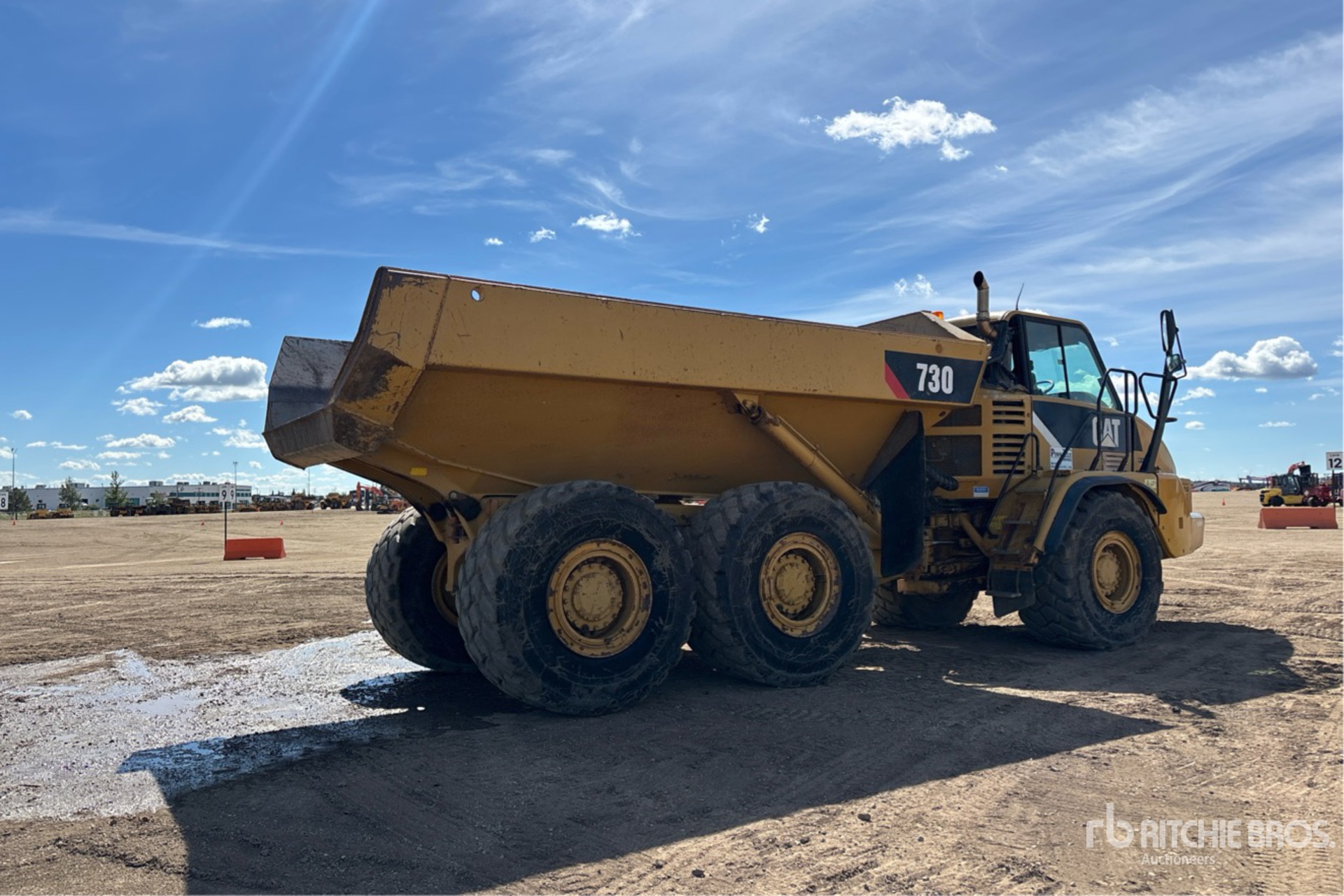 2008 Caterpillar 730