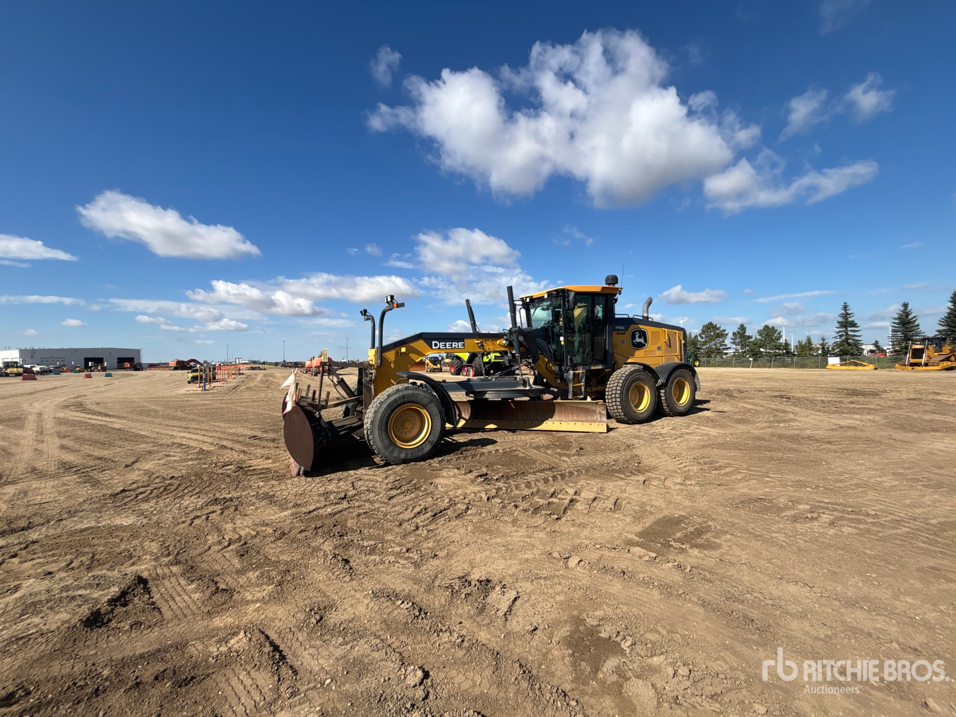2021 John Deere 770G