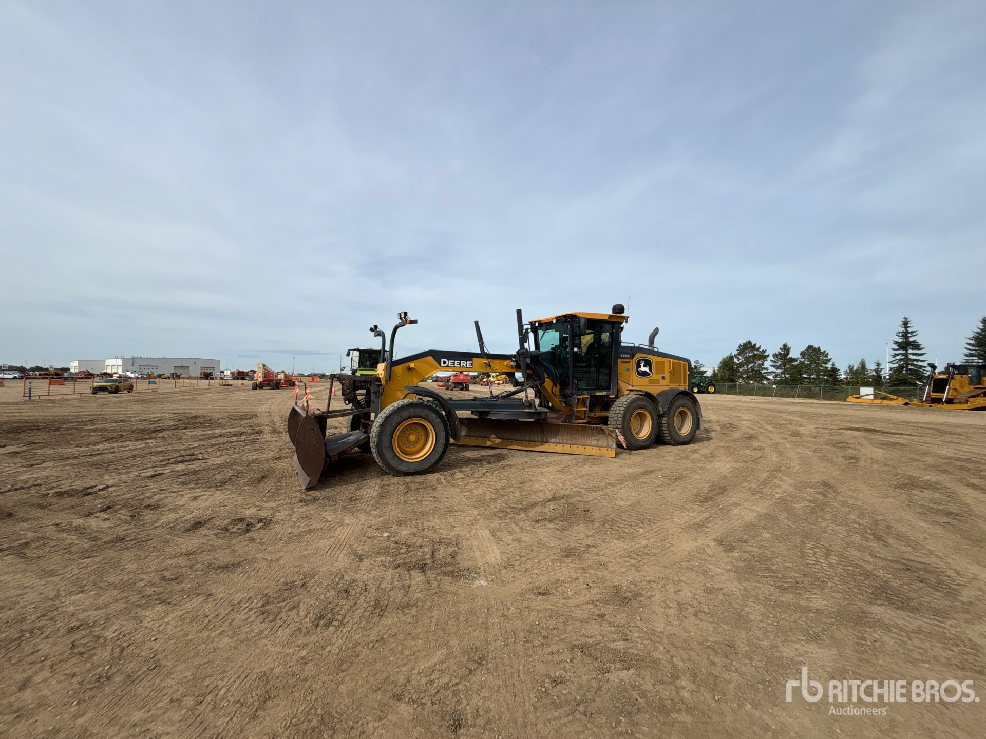 2021 John Deere 770G