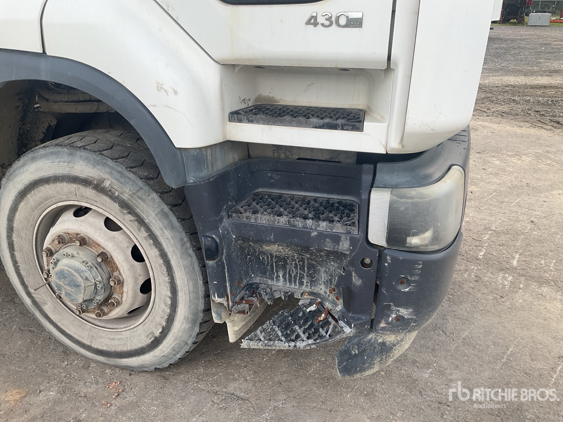2012 Renault PREMIUM LANDER