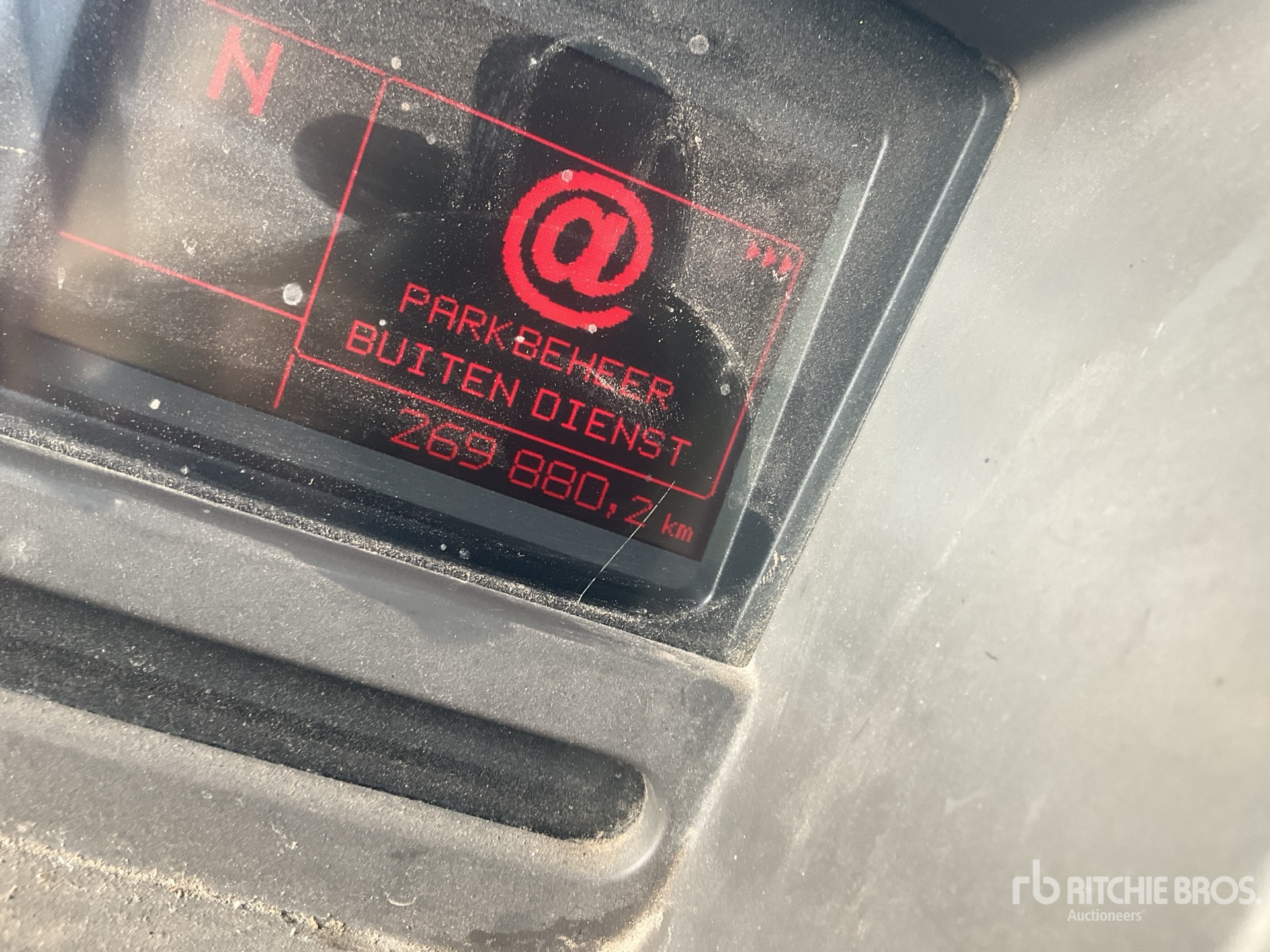 2012 Renault PREMIUM LANDER
