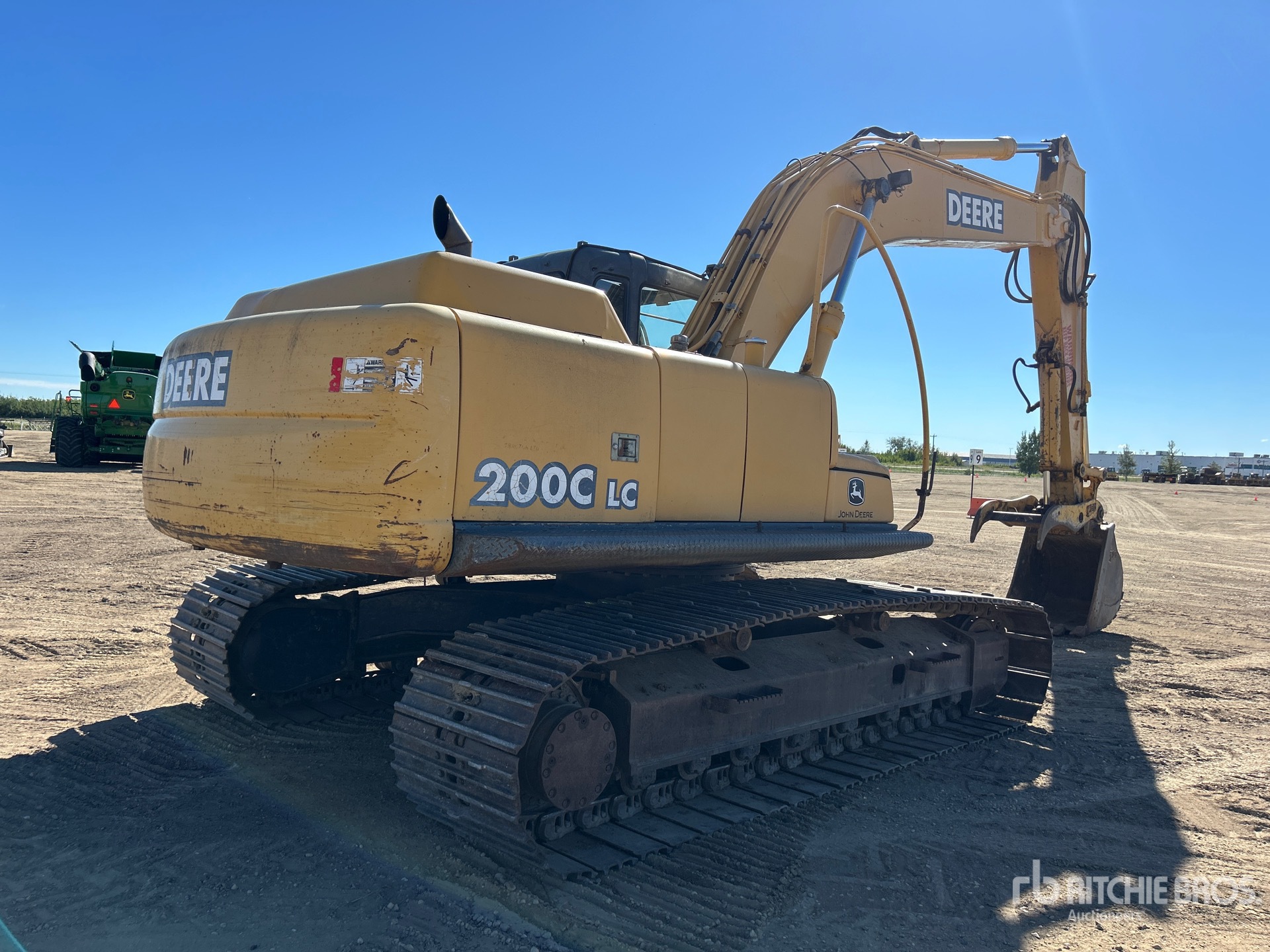 2005 John Deere 200C LC