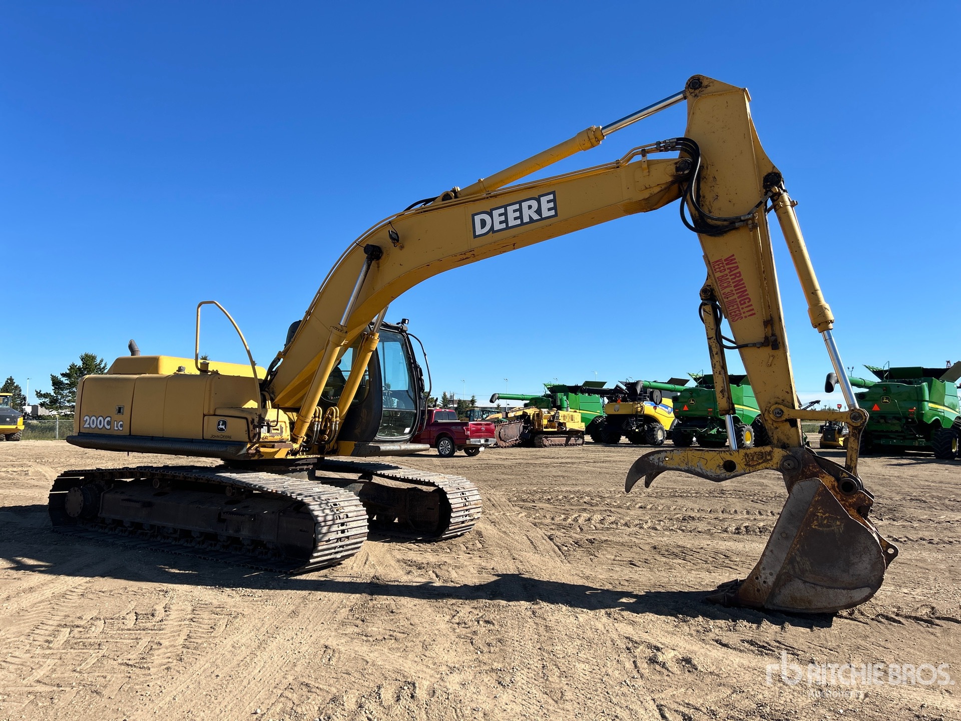 2005 John Deere 200C LC