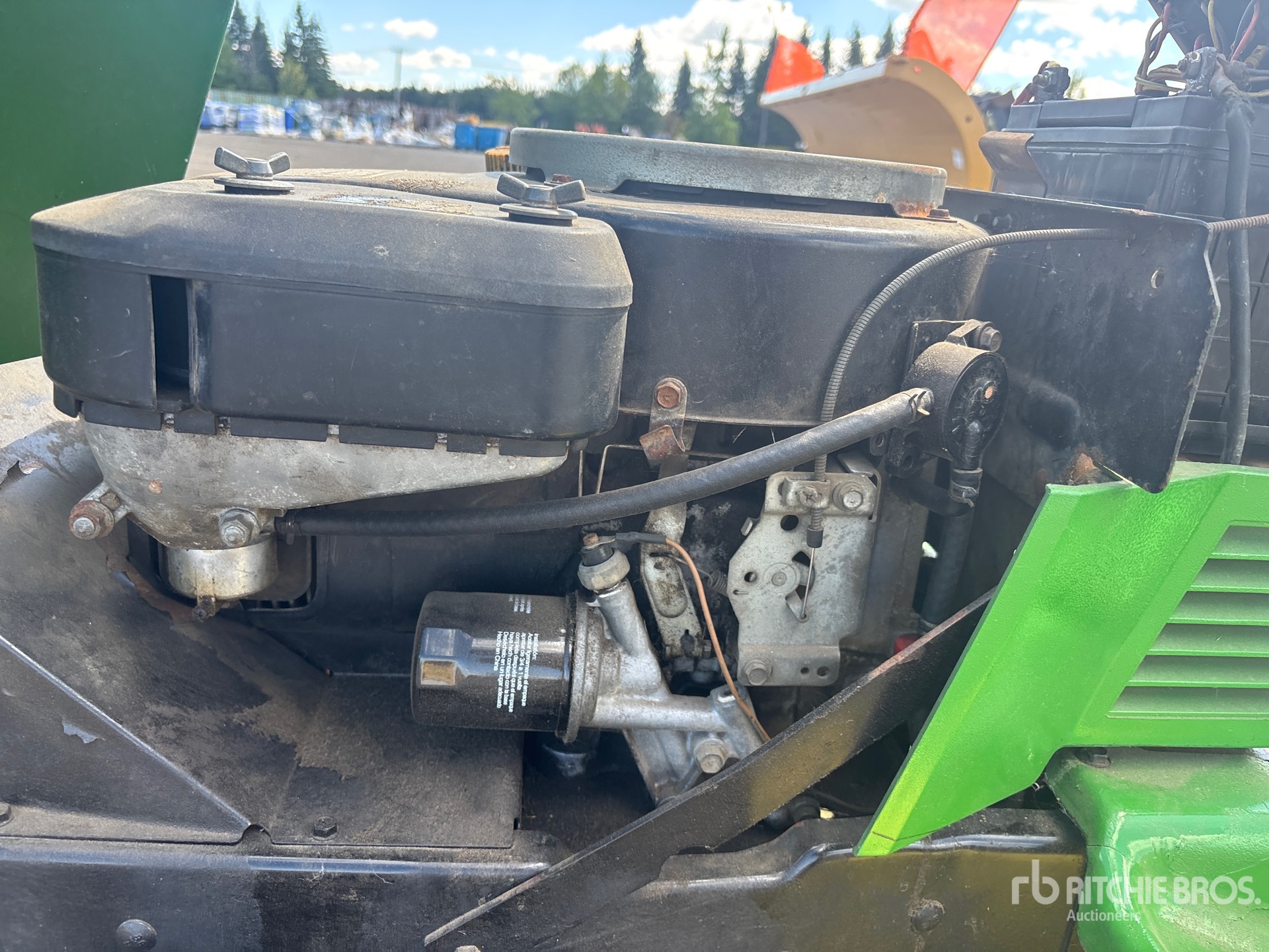 John Deere 235