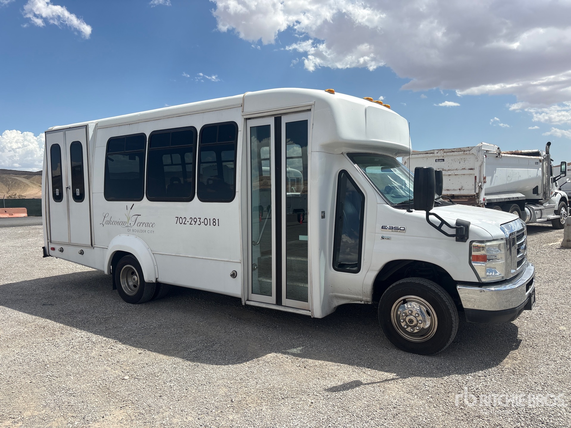 2012 Ford E-350