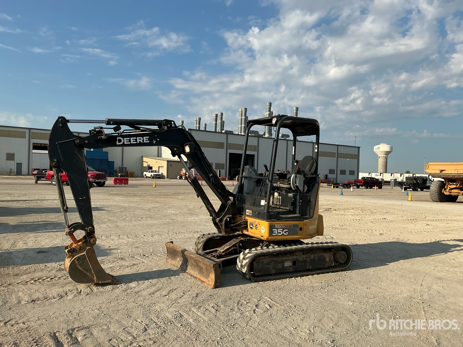 2018 John Deere 35G