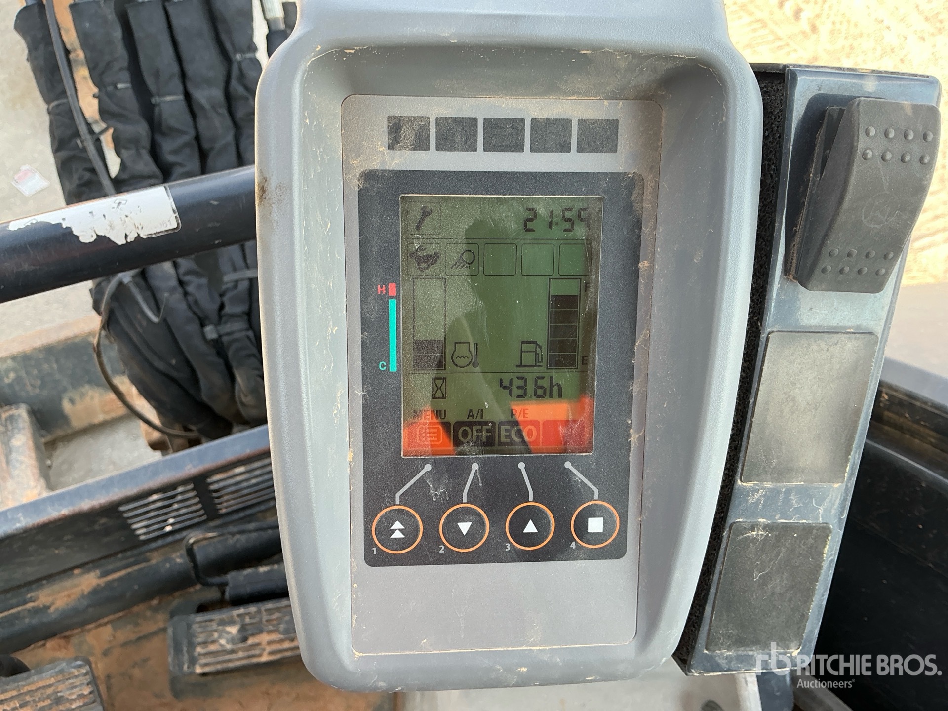 2018 John Deere 35G