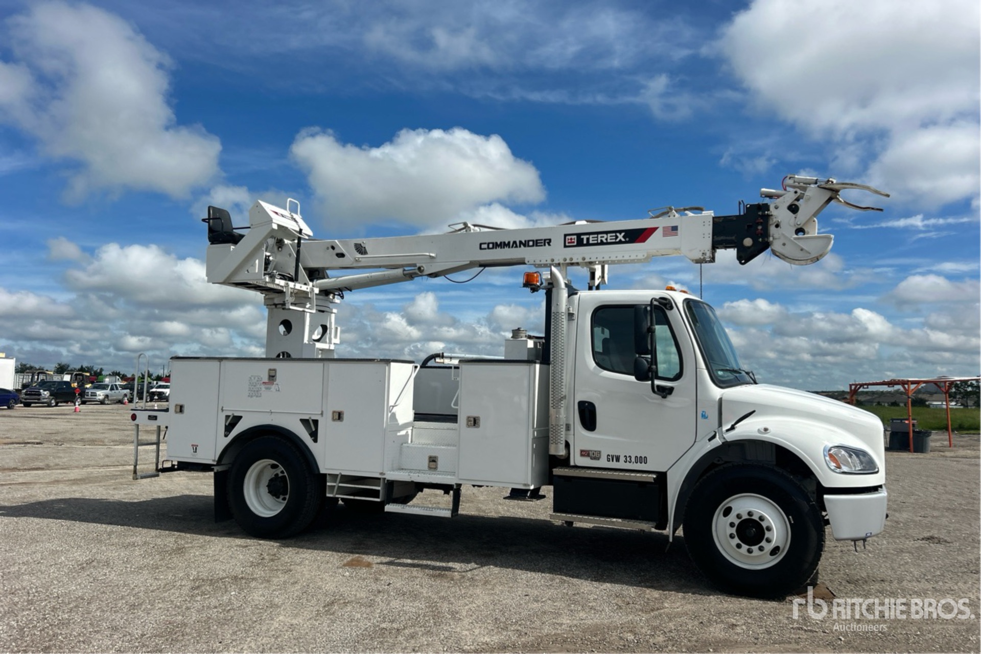 2024 Freightliner M2 106