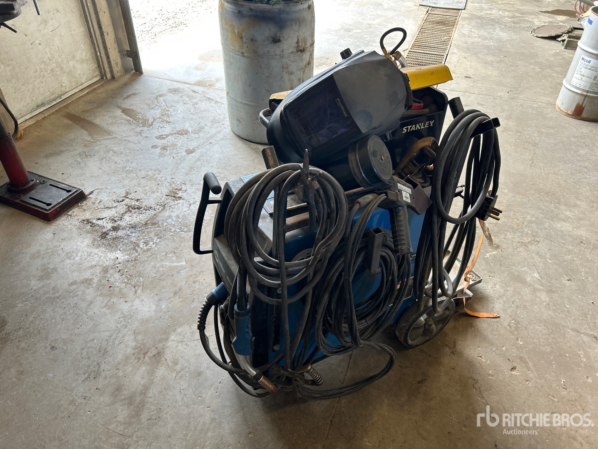 Miller MILLERMATIC 252