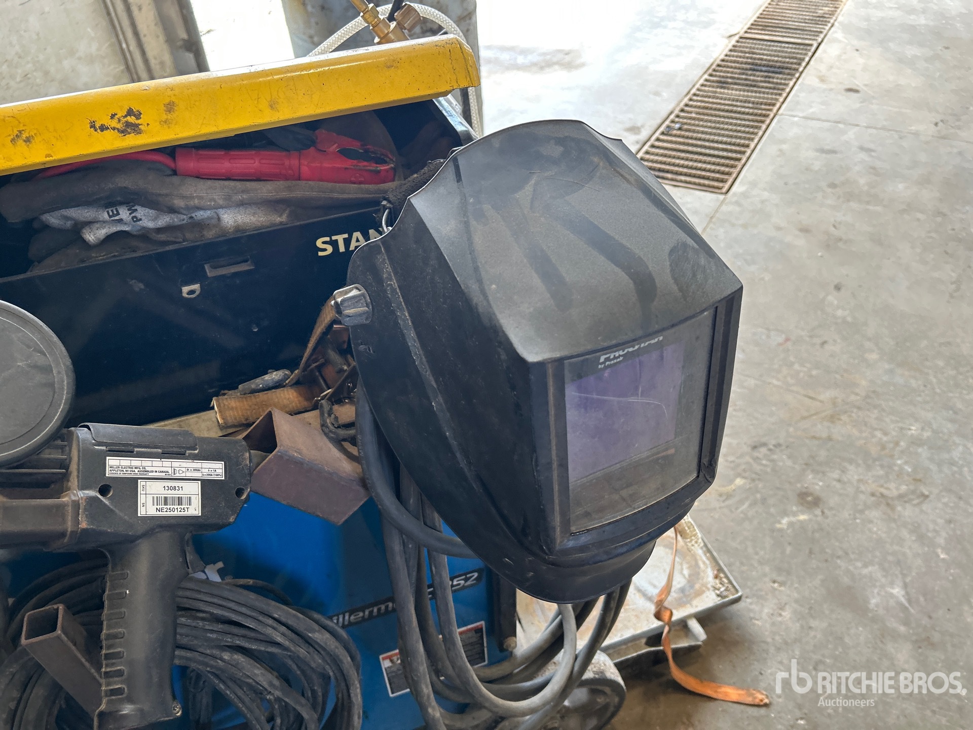 Miller MILLERMATIC 252