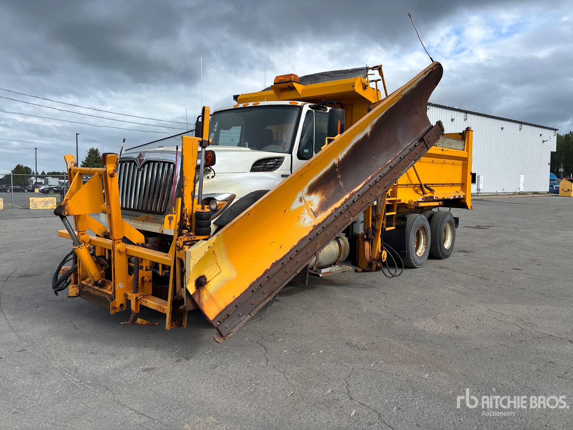 2011 International 7600