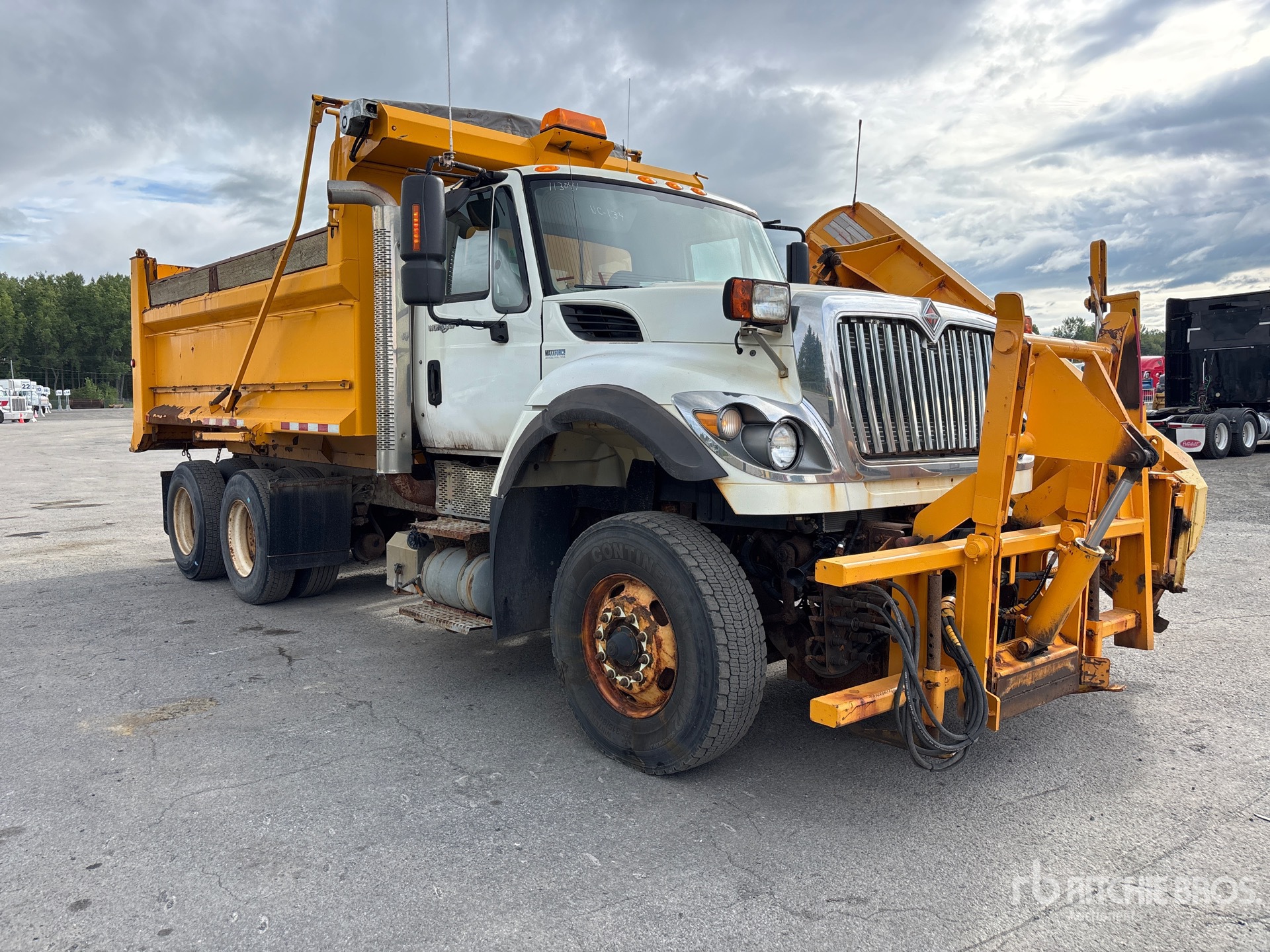 2011 International 7600