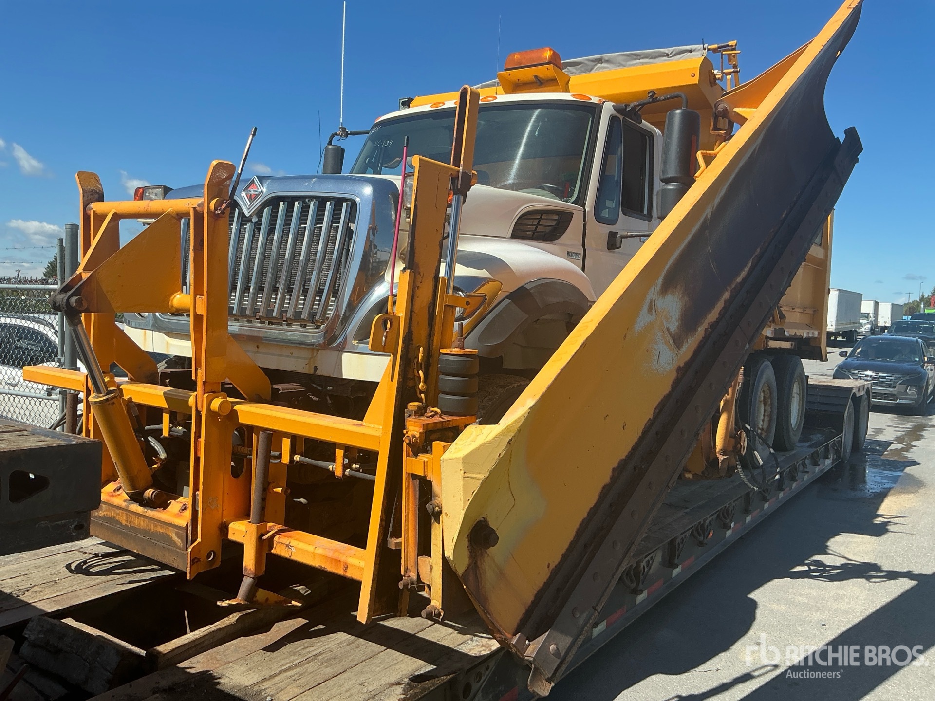 2011 International 7600