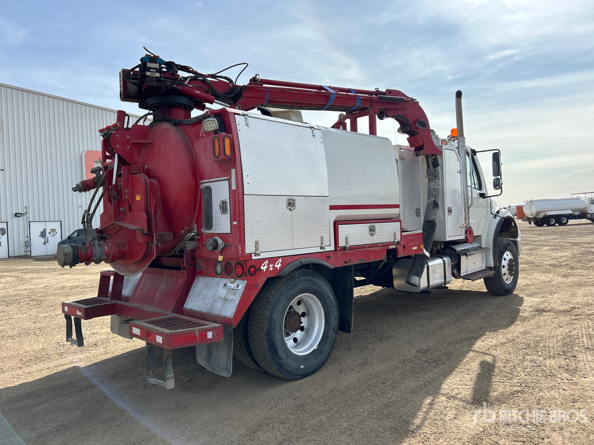 2015 Freightliner M2 106