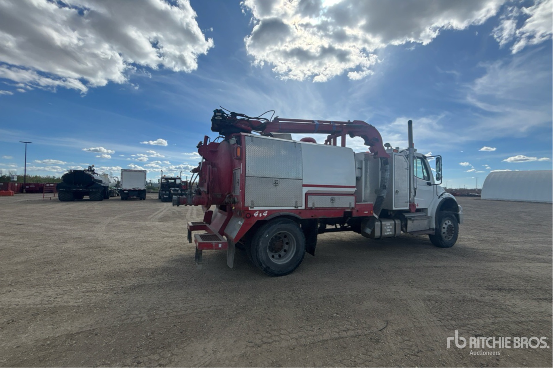 2015 Freightliner M2 106