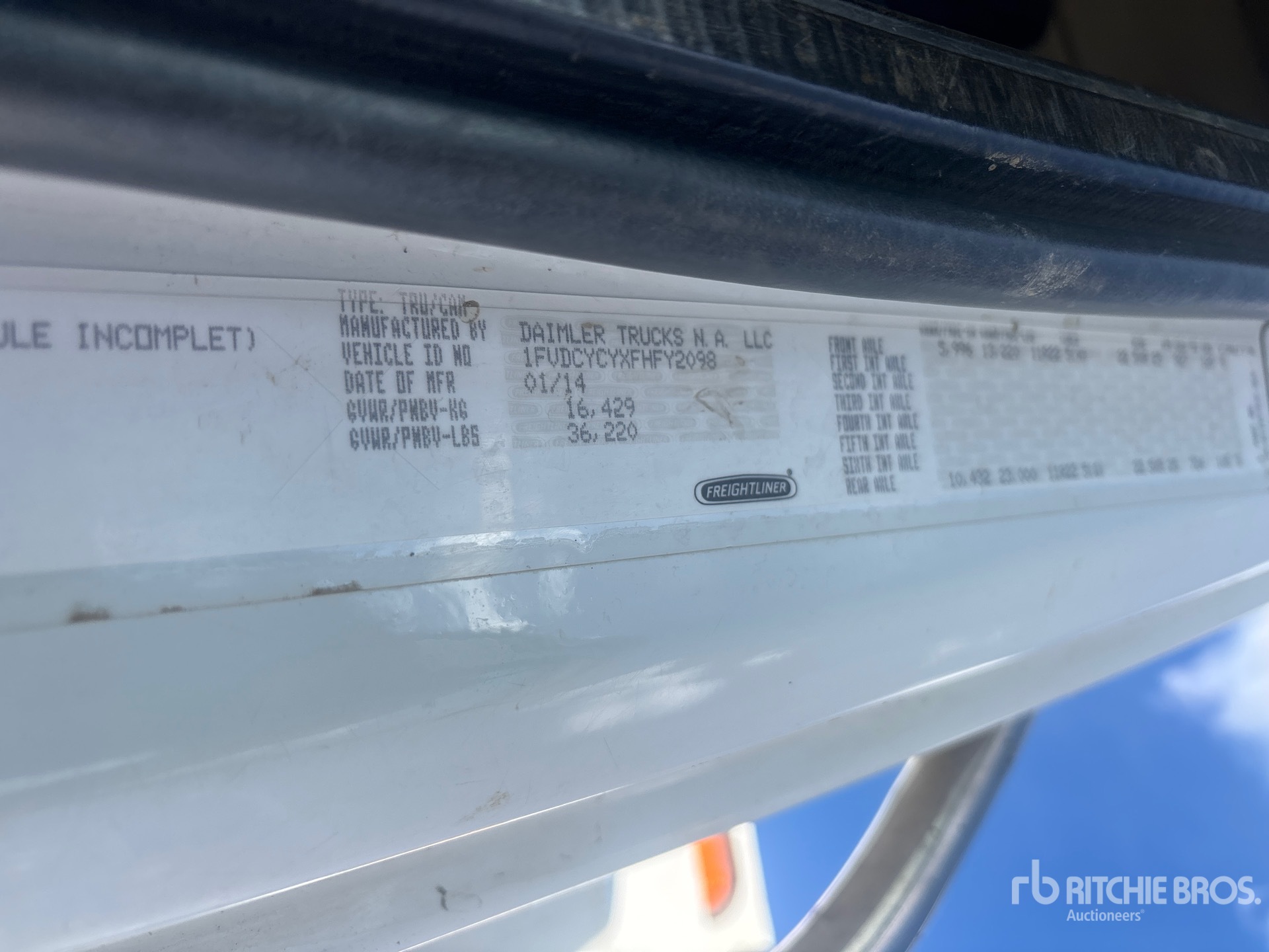 2015 Freightliner M2 106