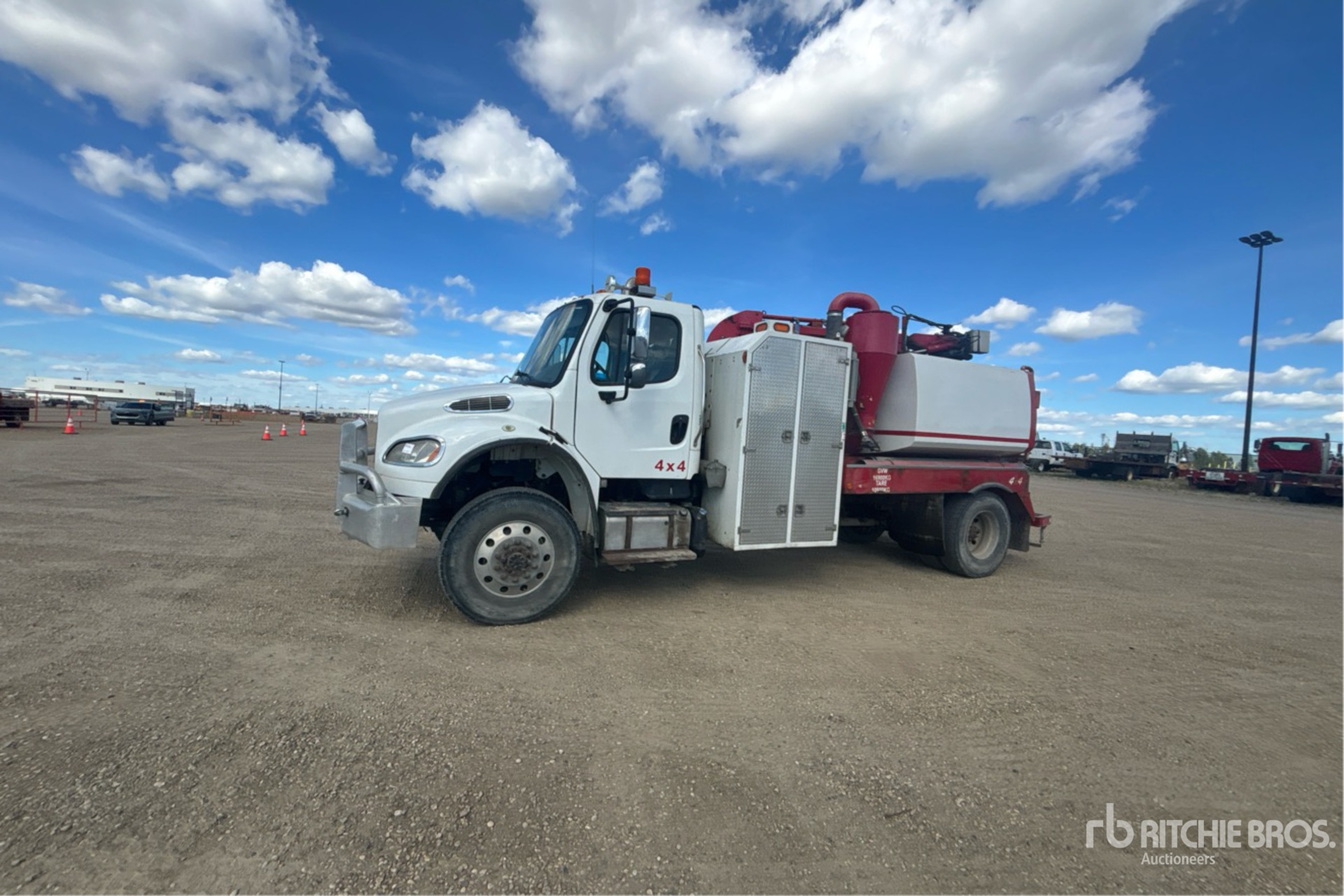 2015 Freightliner M2 106
