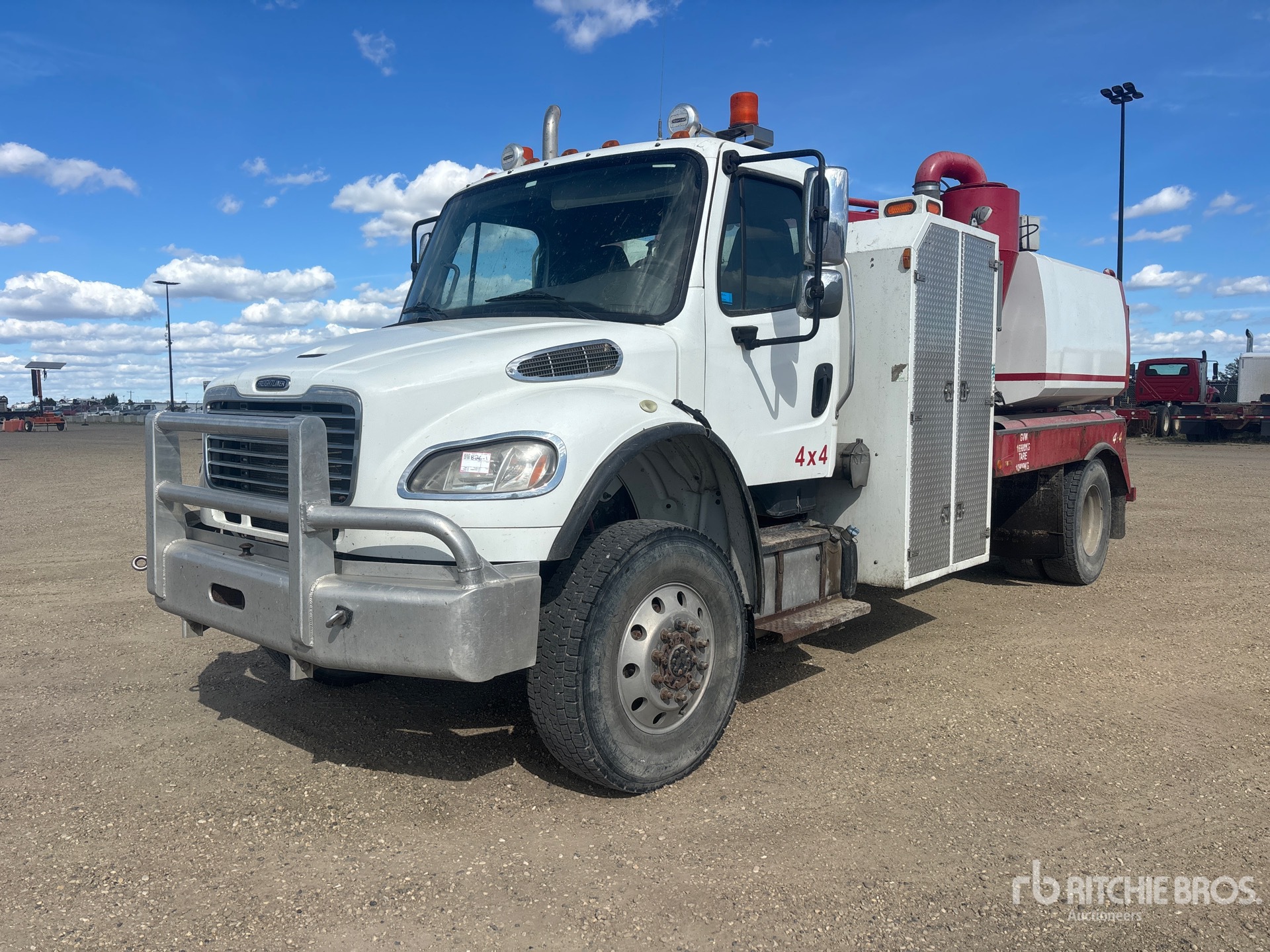 Photo of 2015 Freightliner M2 106