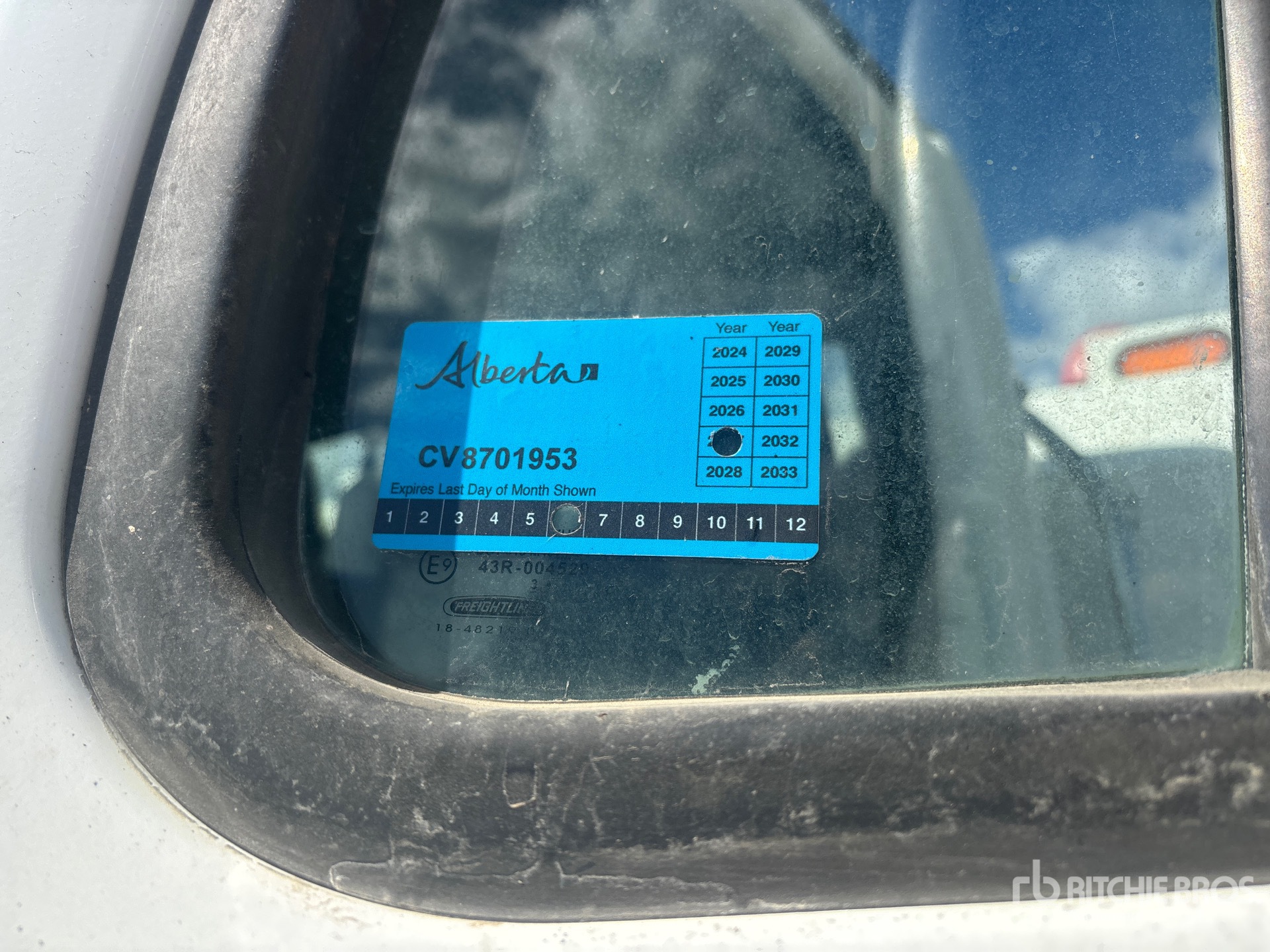 2015 Freightliner M2 106