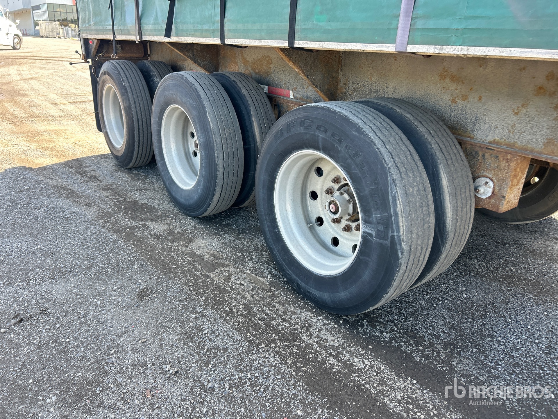 1990 Fruehauf FB9