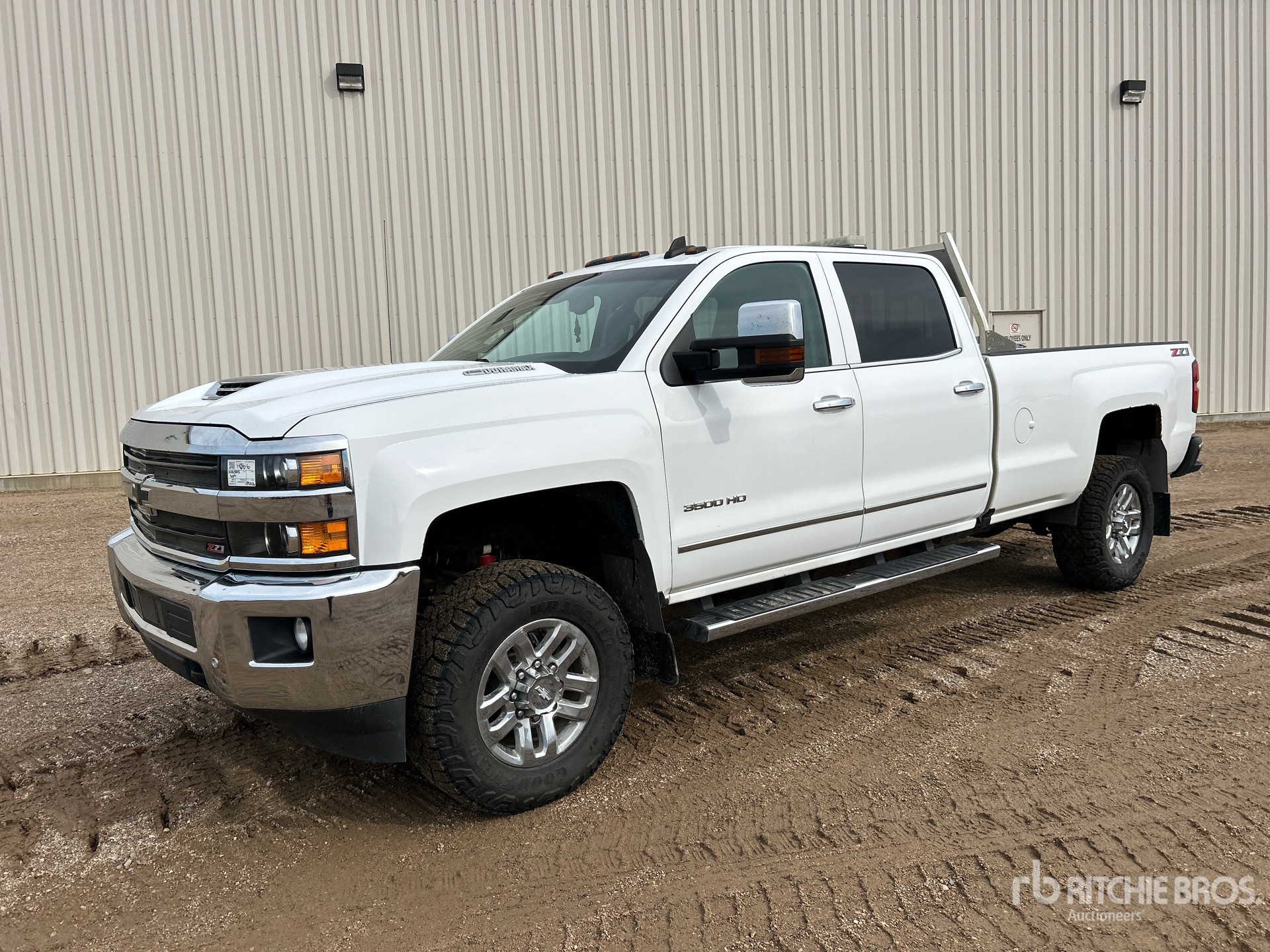 Photo of 2019 Chevrolet 3500